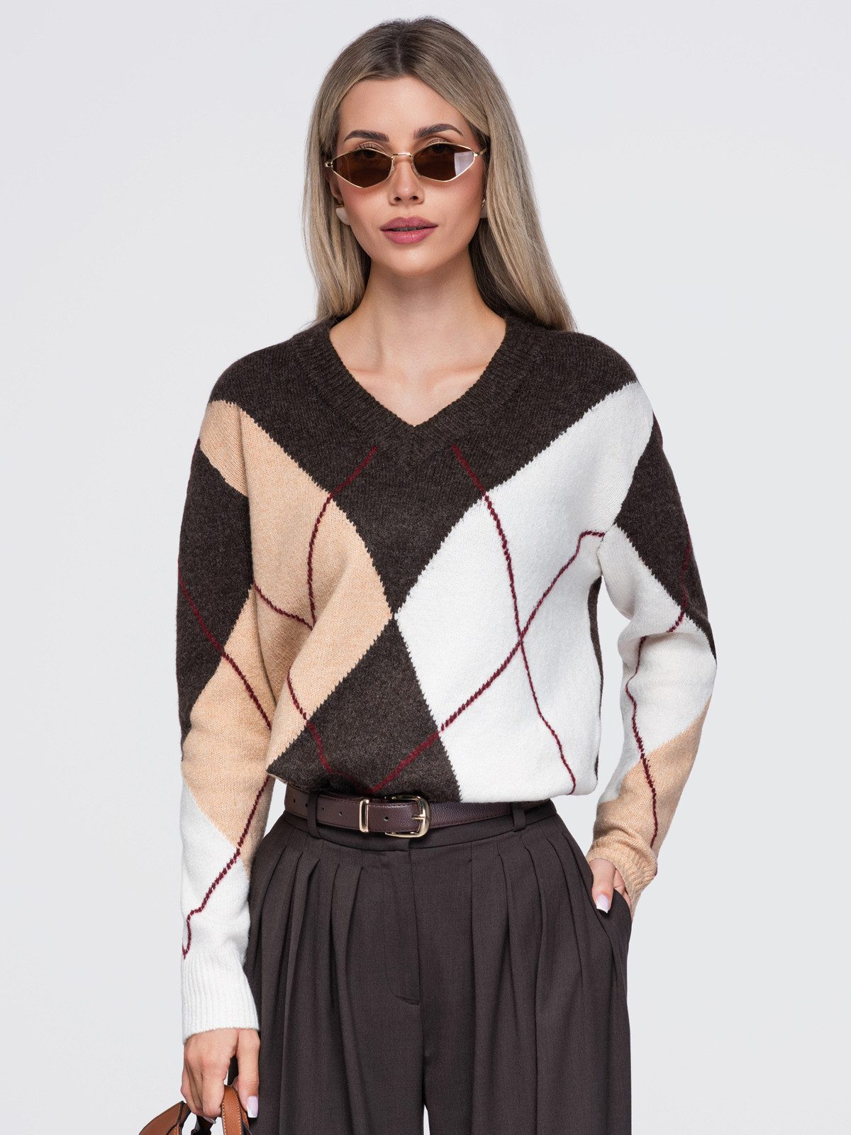 OMBRE V-Ausschnitt-Pullover Damen V-Ausschnitt Pullover mit lässigem Schnitt Braun ONESIZE (kein Set, 1-tlg) in Unifarbe