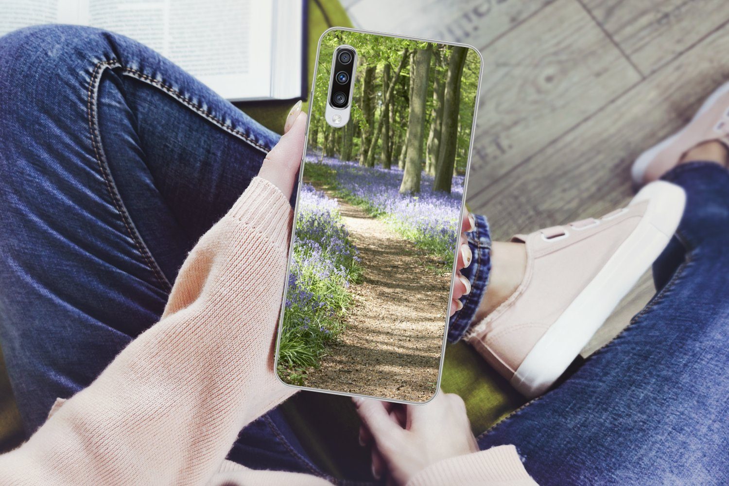 MuchoWow Handyhülle für Samsung Galaxy A70 Wald - Weg - Blumen - Lila - Grün - Natur, Phone Case, Silikon, Schutzhülle Dünn