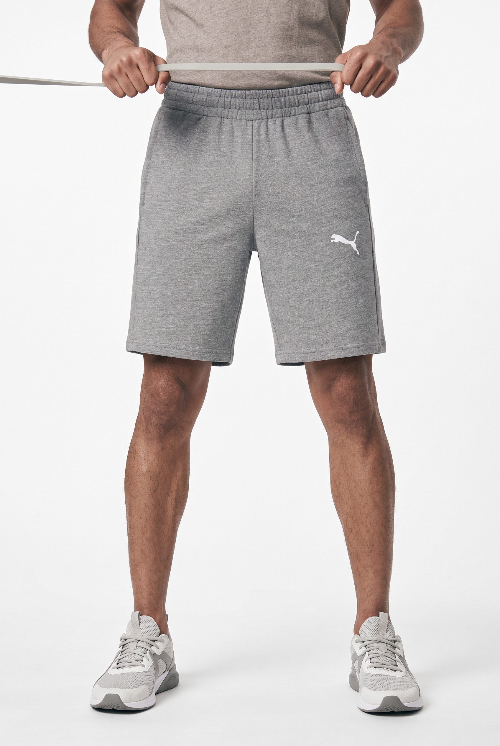 PUMA Trainingsshorts TEAMGOAL CASUALS SHORTS aus Baumwolle und Polyester, Sweatware-Material, kniefrei