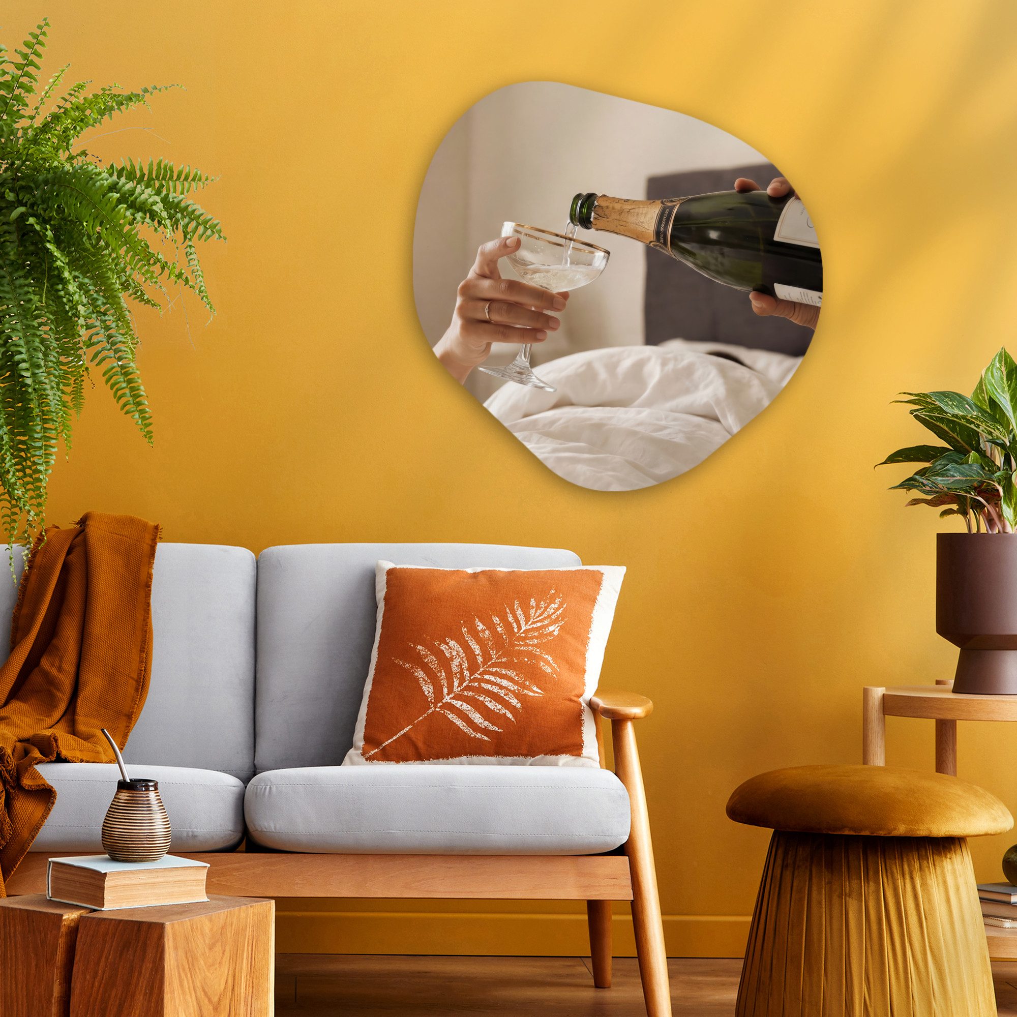 MuchoWow Gemälde Champagner - Bett - Seifenblasen, Fotodruck (1 St), Wandbild Naturform, Rundes Deko, Wandkreis, Wanddeko, 60x60 cm