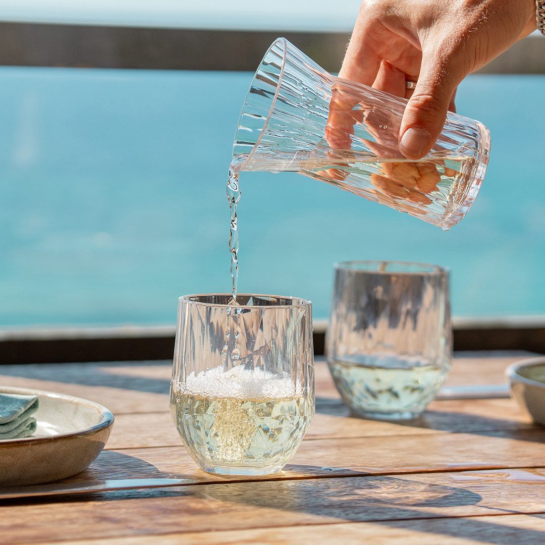 KOZIOL Weinglas CLUB, 2-tlg., Kunststoff, spülmaschinengeeignet, melaminfrei, CO² neutrale Produktion, 2-teilig