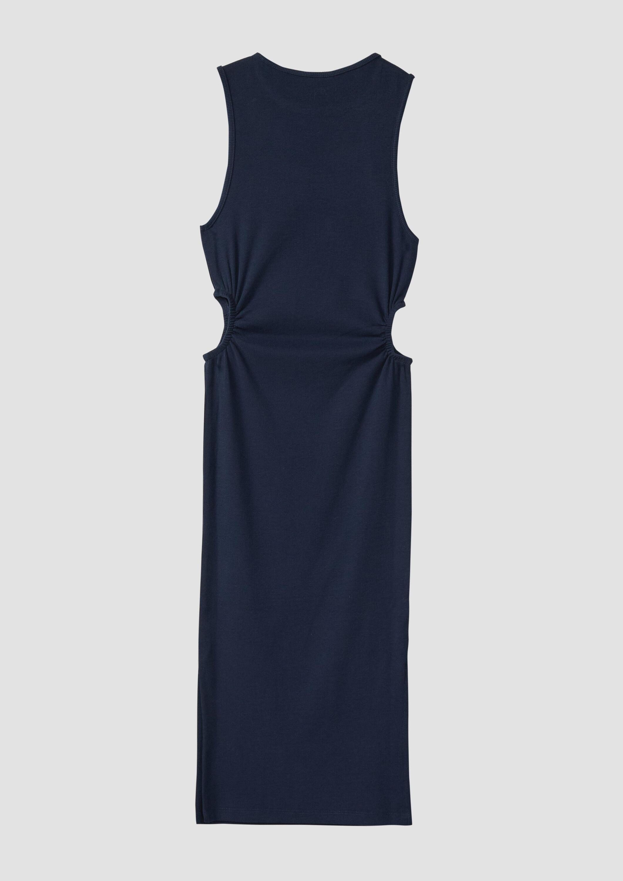 s.Oliver Midikleid Kleid Geripptes Midi-Kleid mit Cut-out und Schlitz