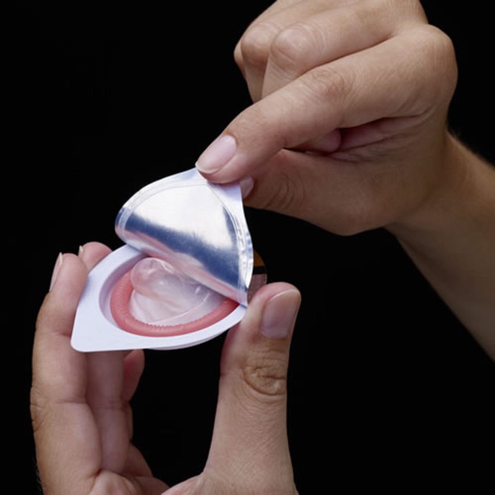 Ceylor Kondome Fun-Pack (Kondomsortiment) Packung St., hygienischen 6 zu "Dösli", Überziehen öffnen, schnelleres mit, im einfach