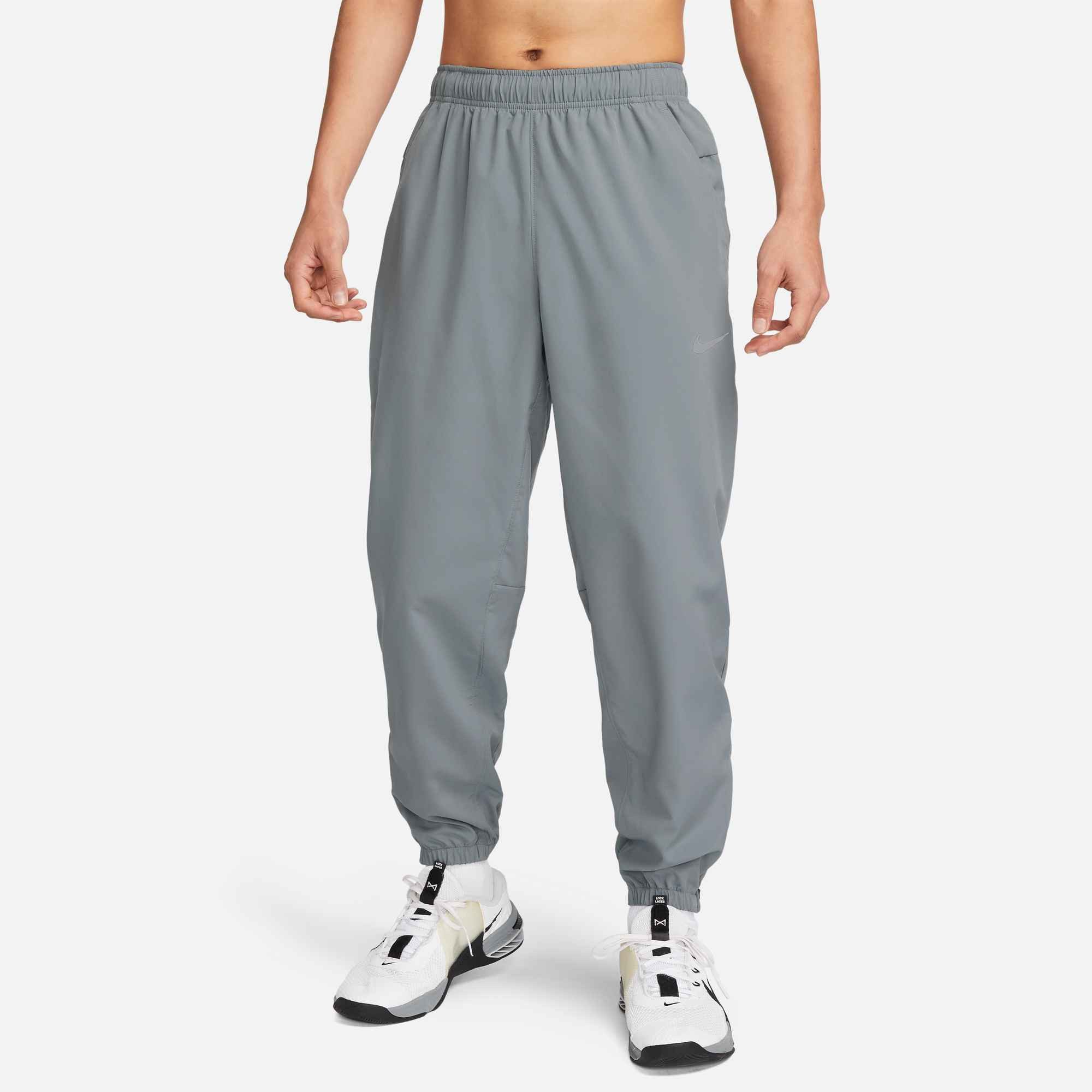 Nike Sporthose M NK DF FORM PANT TPR mit Seitentaschen, schweißableitend