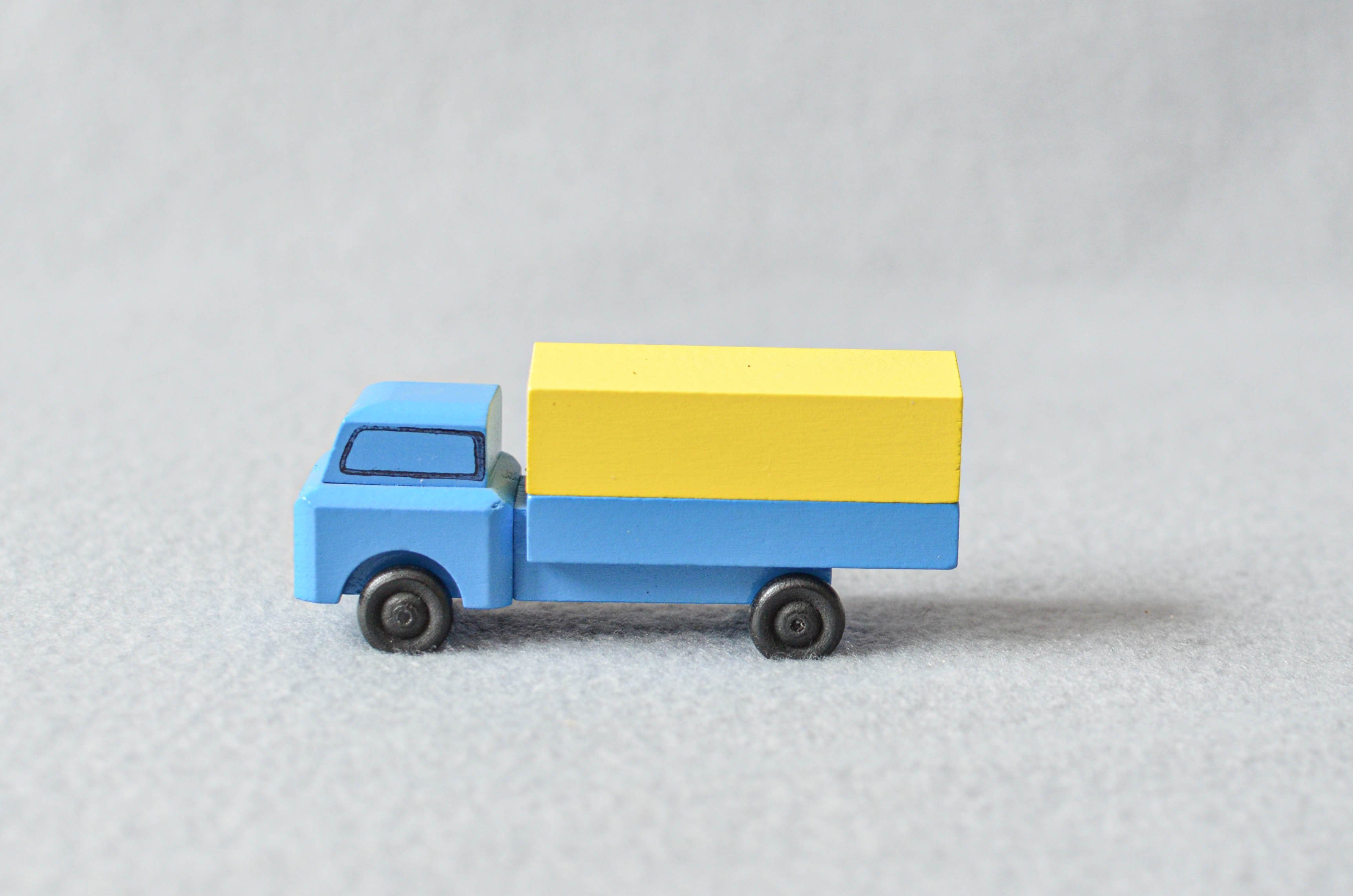 Spielzeug-Auto Holzspielzeug Lastenauto mit Plane HxBxT 3,5x7,5x3cm NEU, Mit Planenaufbau