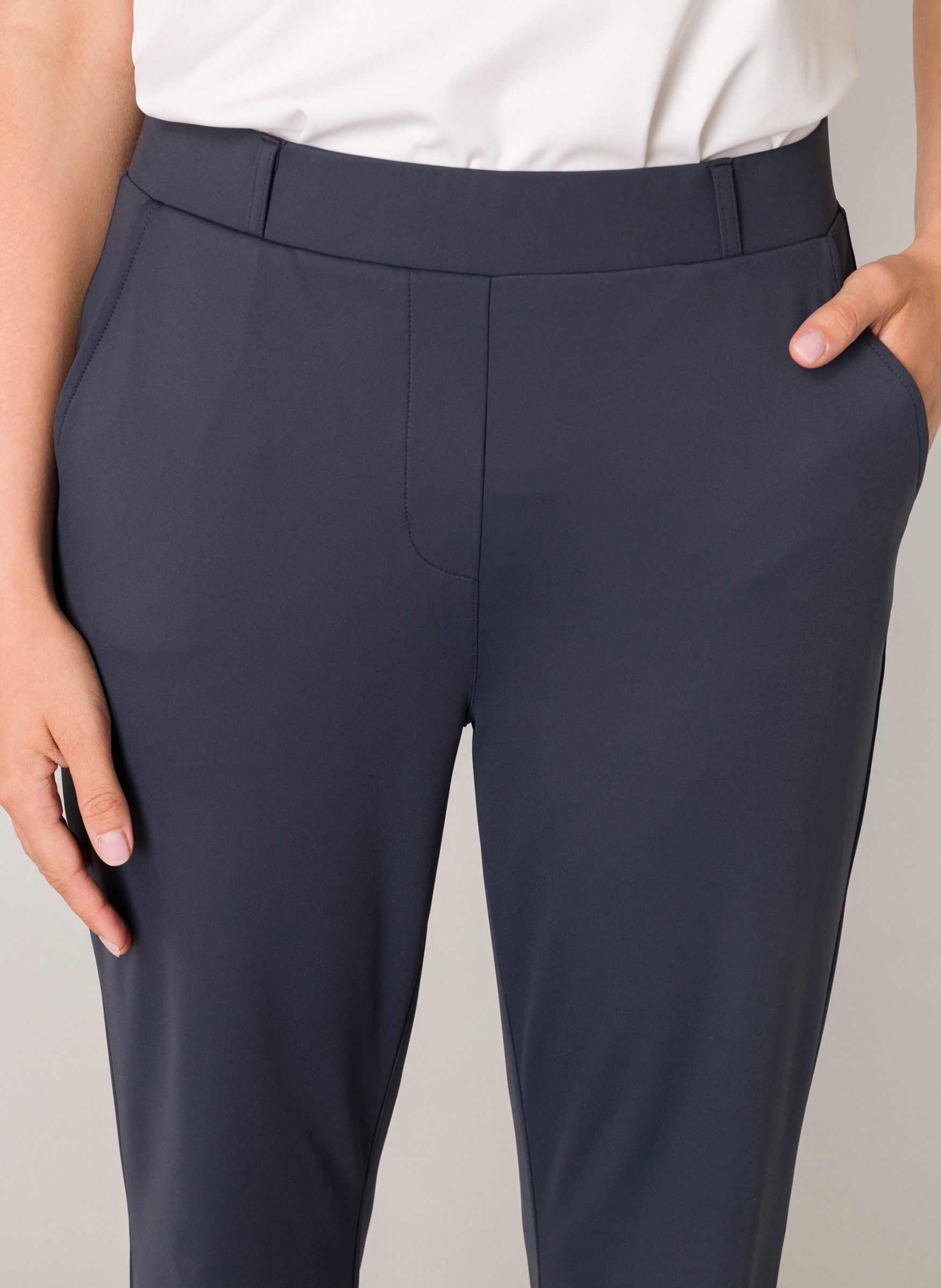 Base Level Stoffhose Tori Sommerhose mit ausgestelltem Bein und Stretch