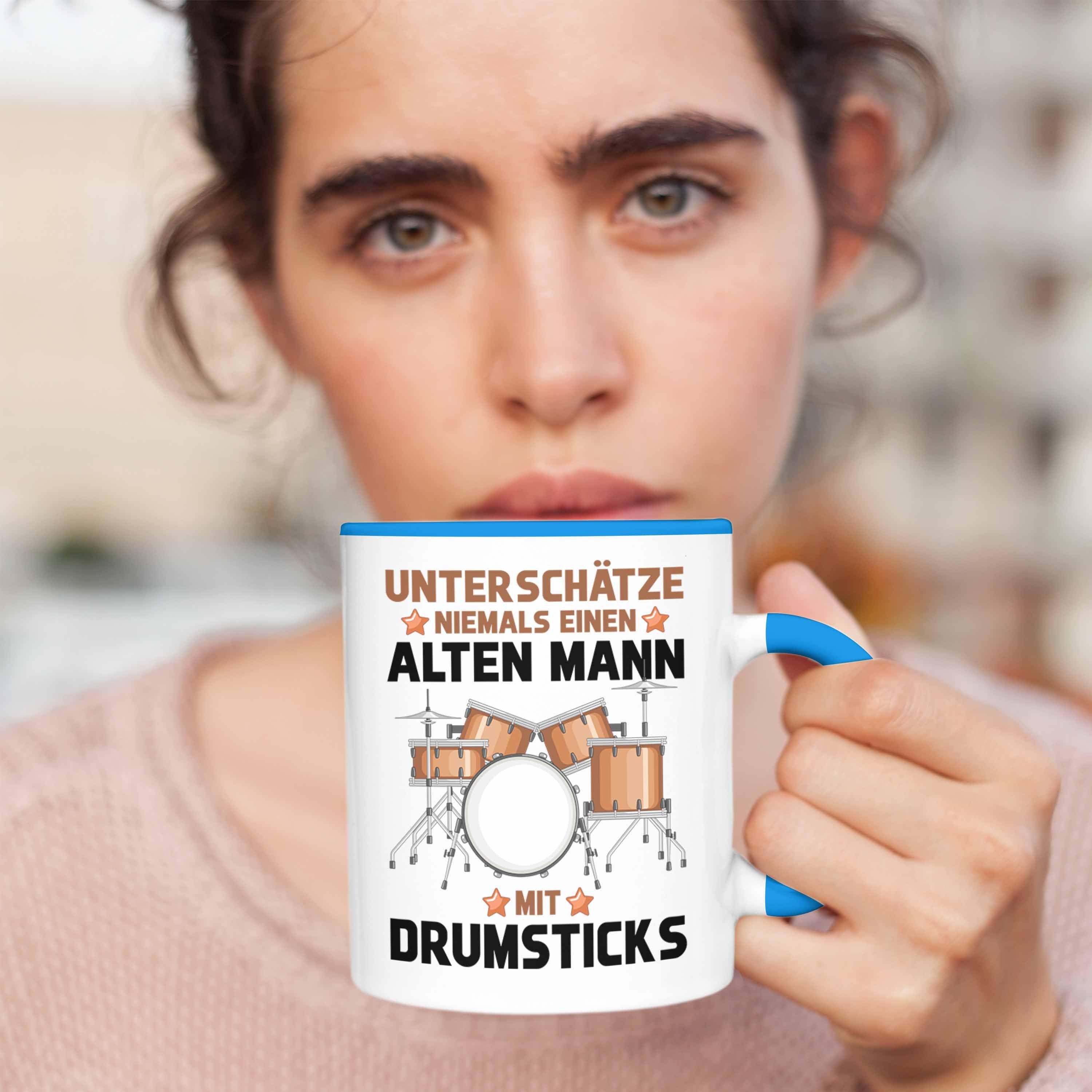 Trendation Tasse Trendation - Geschenk Mann Weihnachten Unterschätze Alten Kinder Schlagzeug-Spieler Niemals Blau Männer Geburtstag Tasse Einen Geschenkidee