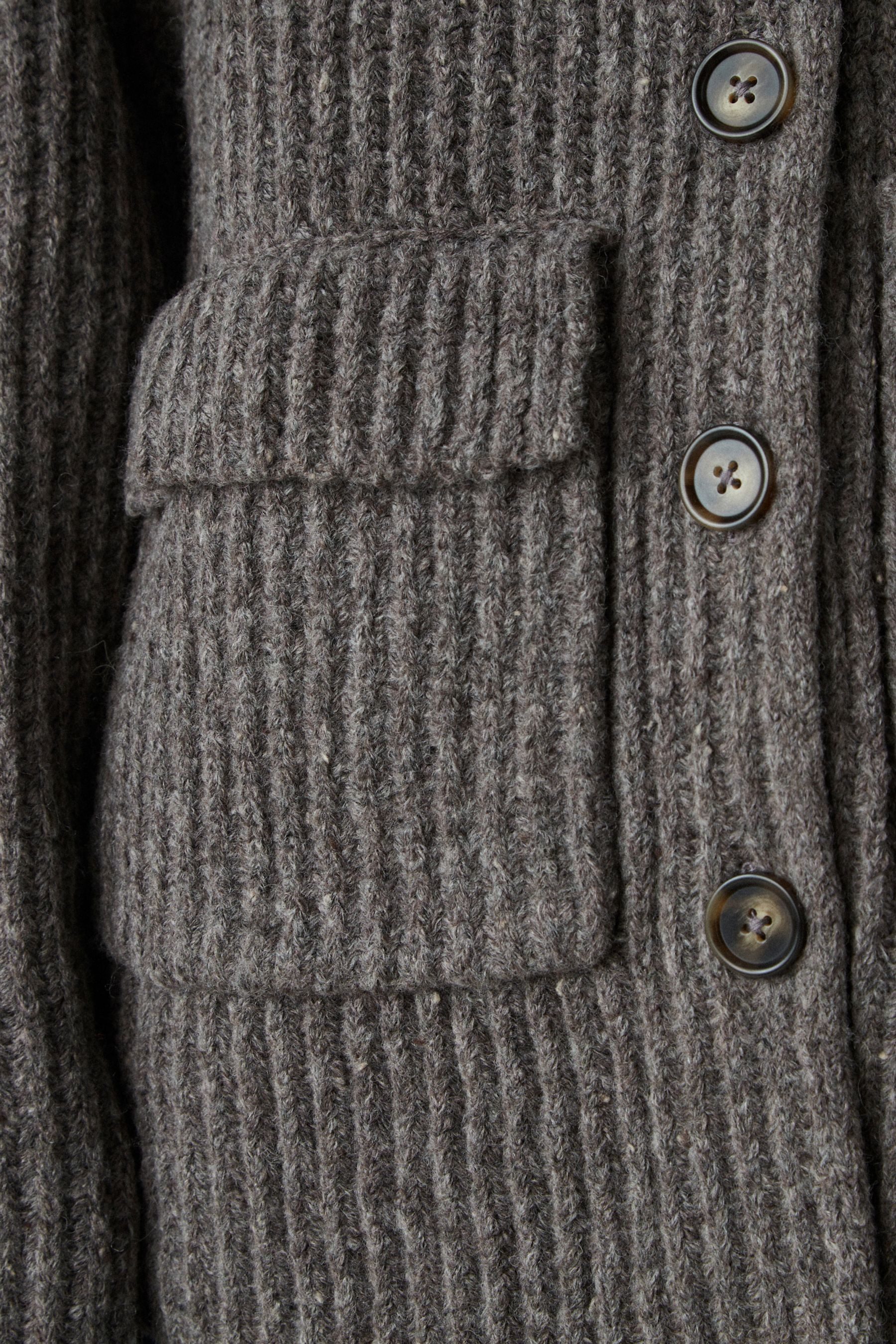 Next Strickjacke Strickjacke mit Rippstrickmuster und Knopfleiste (1-tlg)