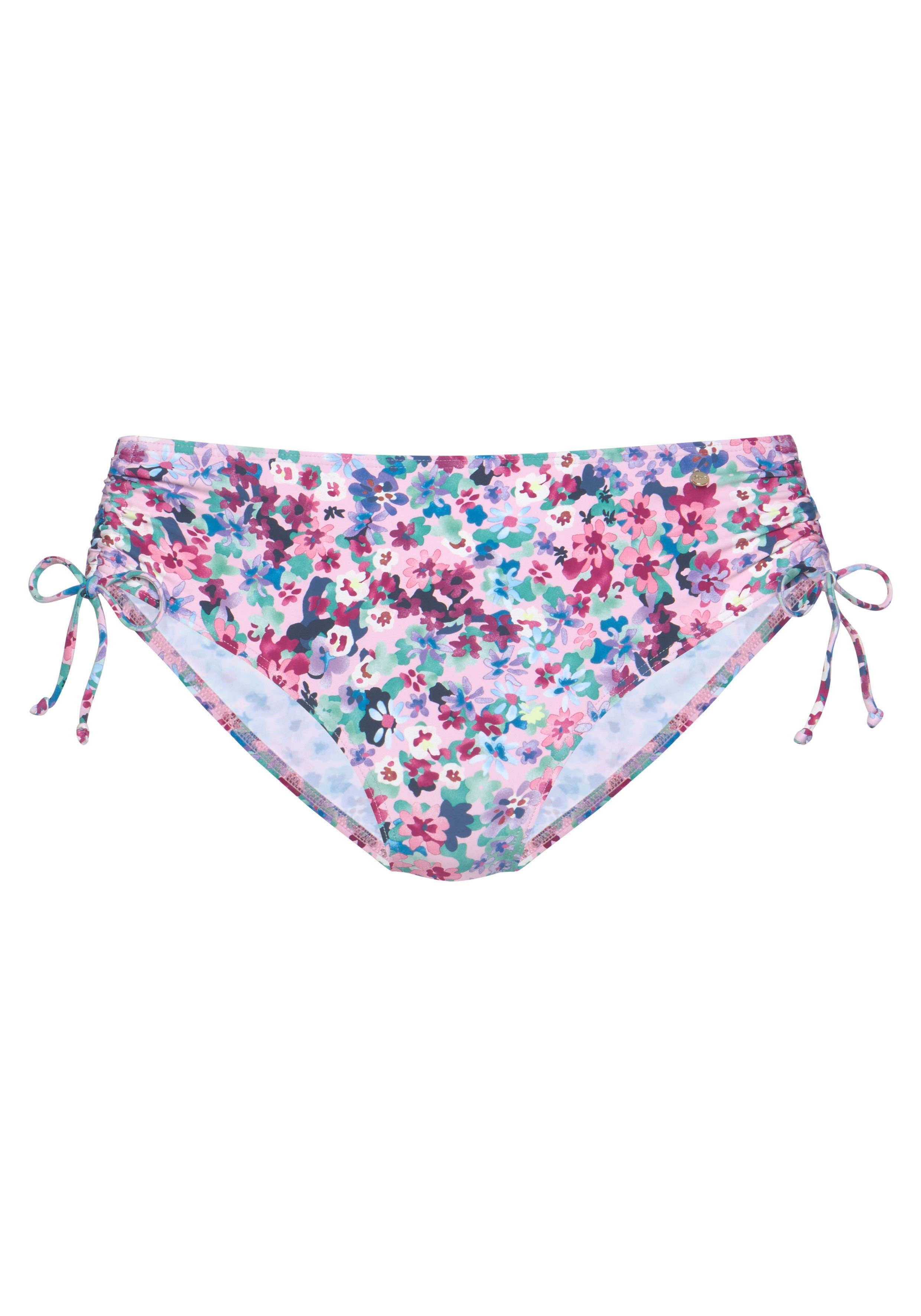 s.Oliver Bikini-Hose Scatter höher geschnittene Form günstig online kaufen