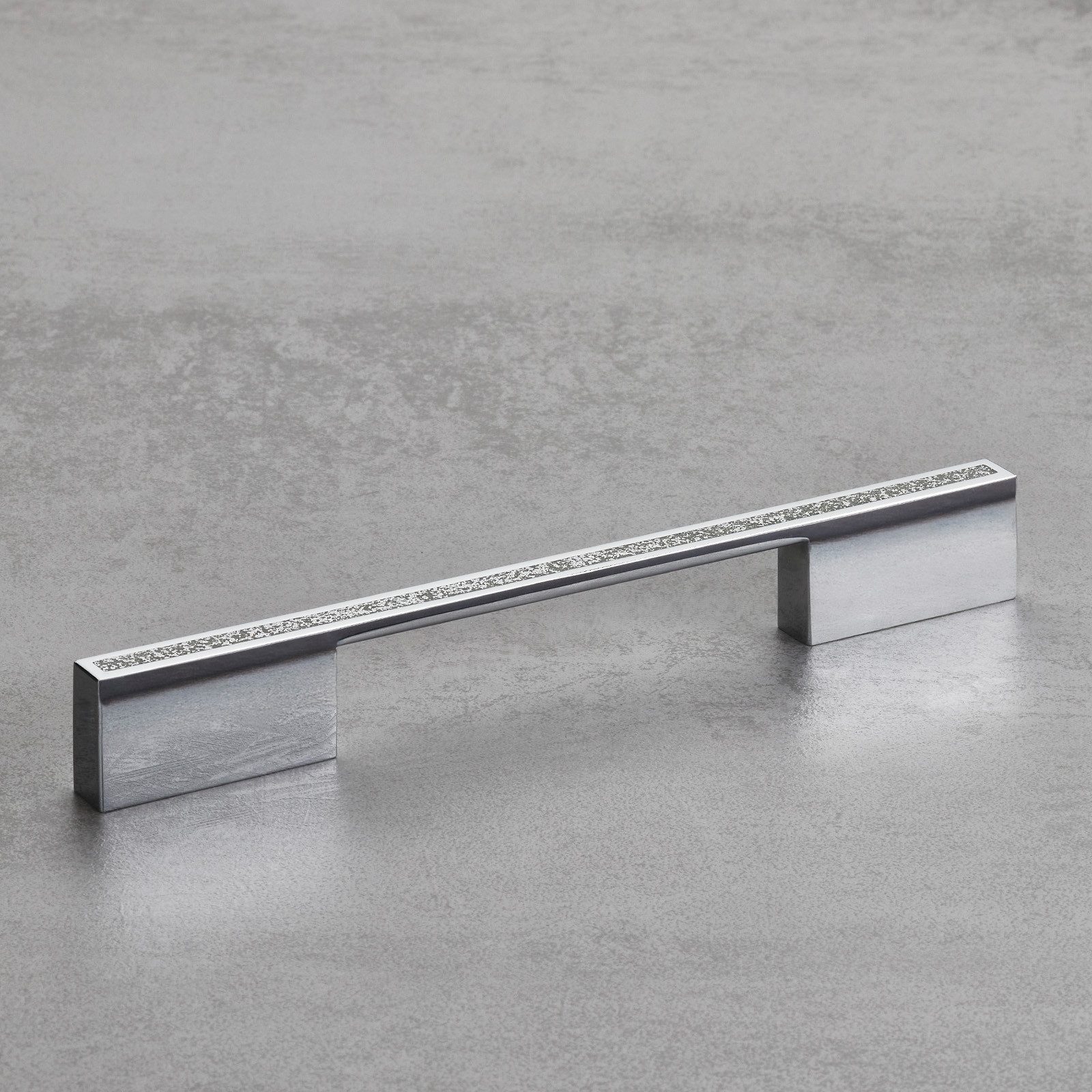 SO-TECH® Möbelgriff SIRIUS BA 160/192 mm Chrom poliert mit Glitzer-Dekoreinlage (1-St), Bügelgriff inkl. Schrauben - von SCHÜCO