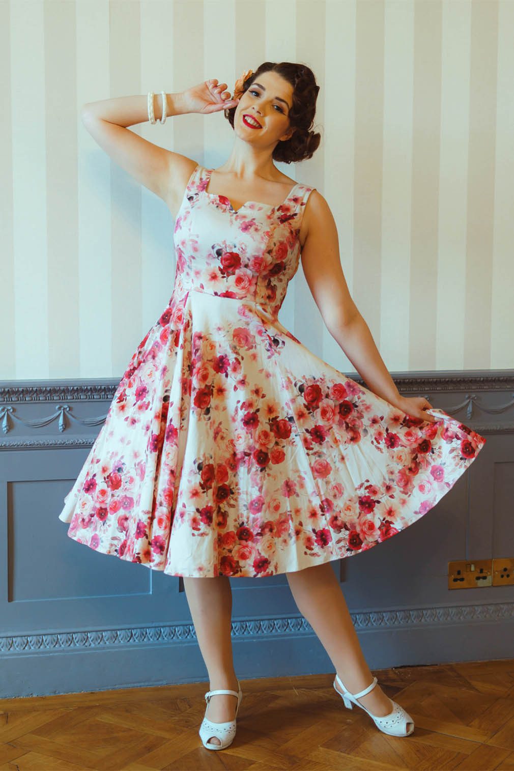 Hearts & Roses London A-Linien-Kleid Scarlett Bloom Rose Rosen Vintage Retro 50er