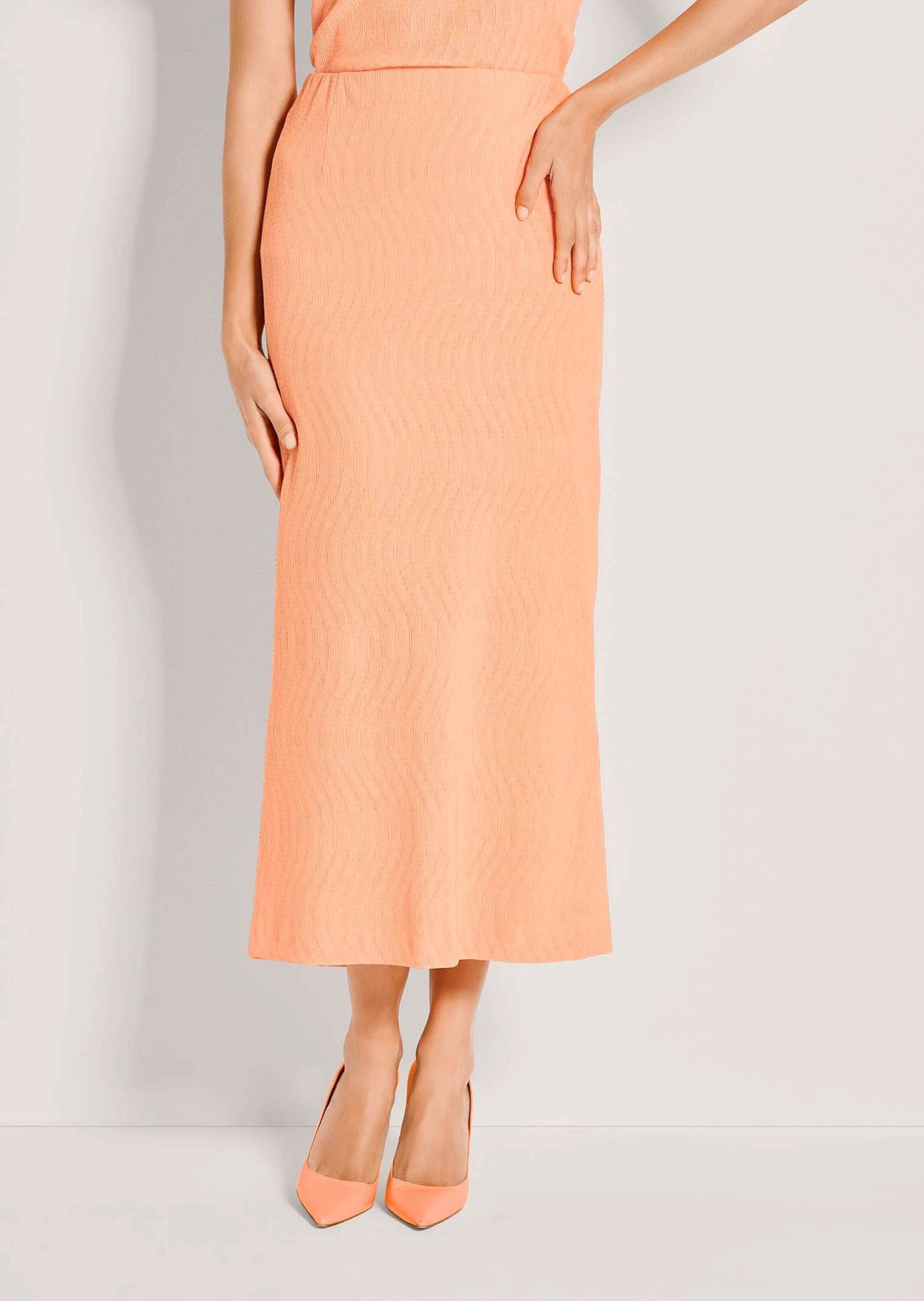 MADELEINE Maxirock Sommerrock mit Wellenstruktur Midirock mit Schlupfbund, Gehschlitz und Wadenlänge