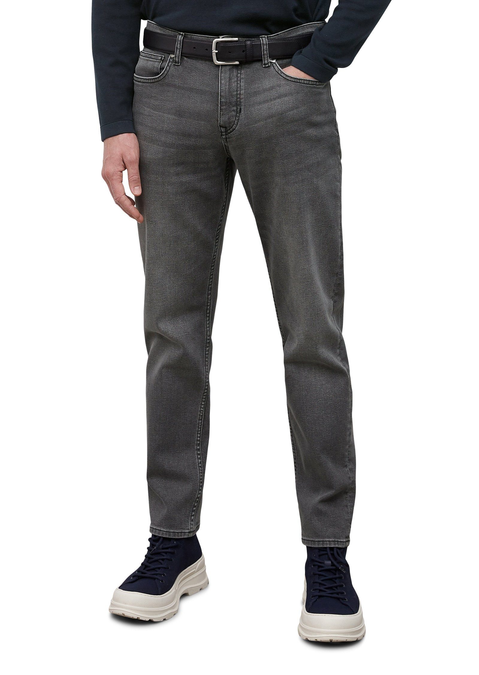 Beliebter Klassiker Marc O'Polo Tapered-fit-Jeans aus recyceltem Baumwolle-Mix