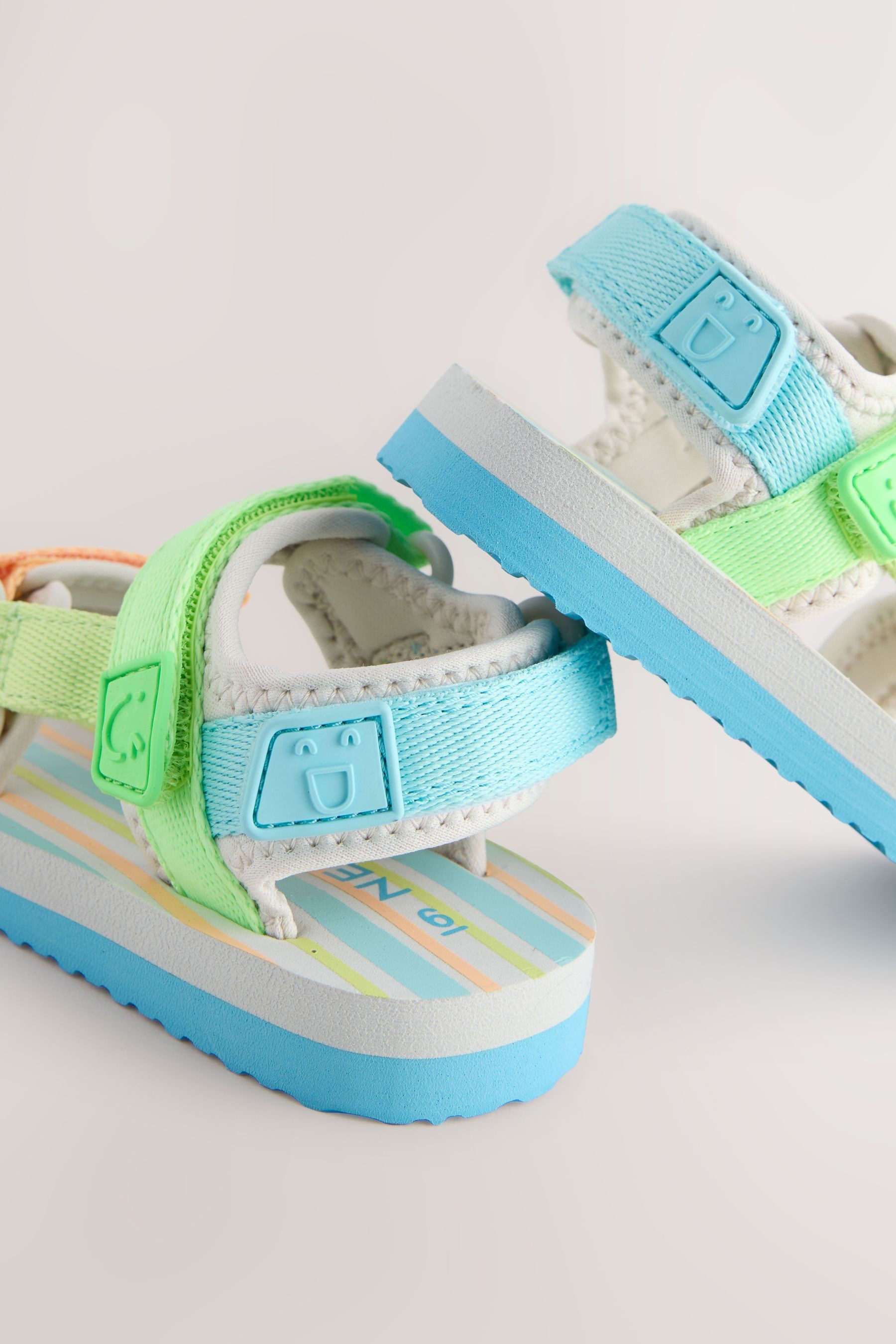 Next Trekker-Sandalen mit verstellbaren Klettriemen Sandale günstig online kaufen