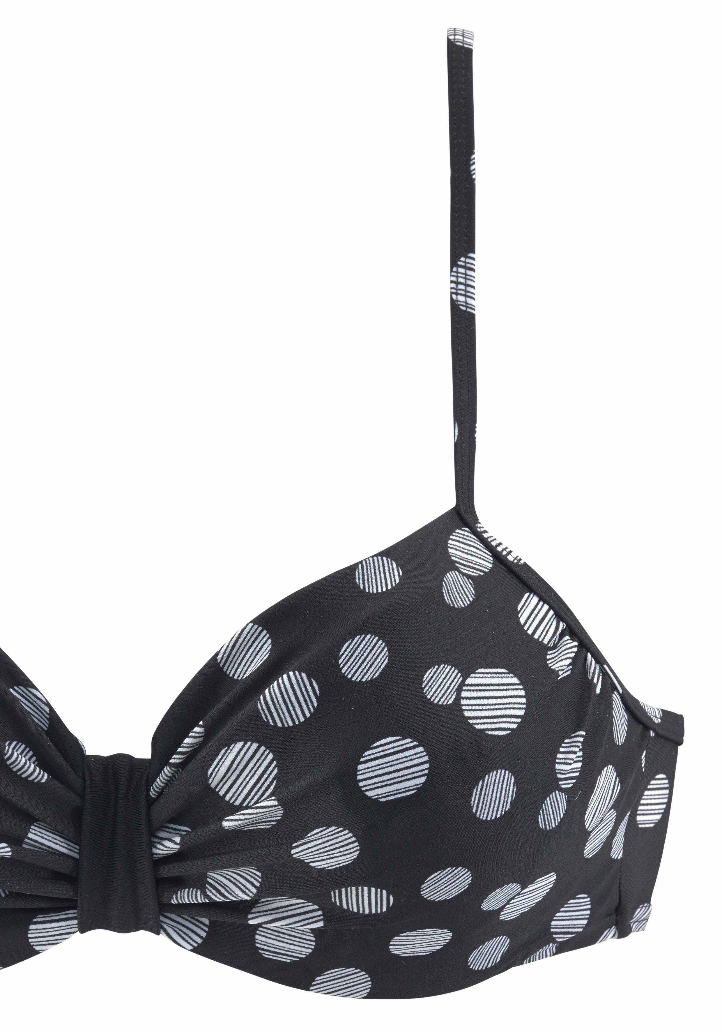 LASCANA Bügel-Bikini mit einer schlichten Schlaufe zwischen den Cups