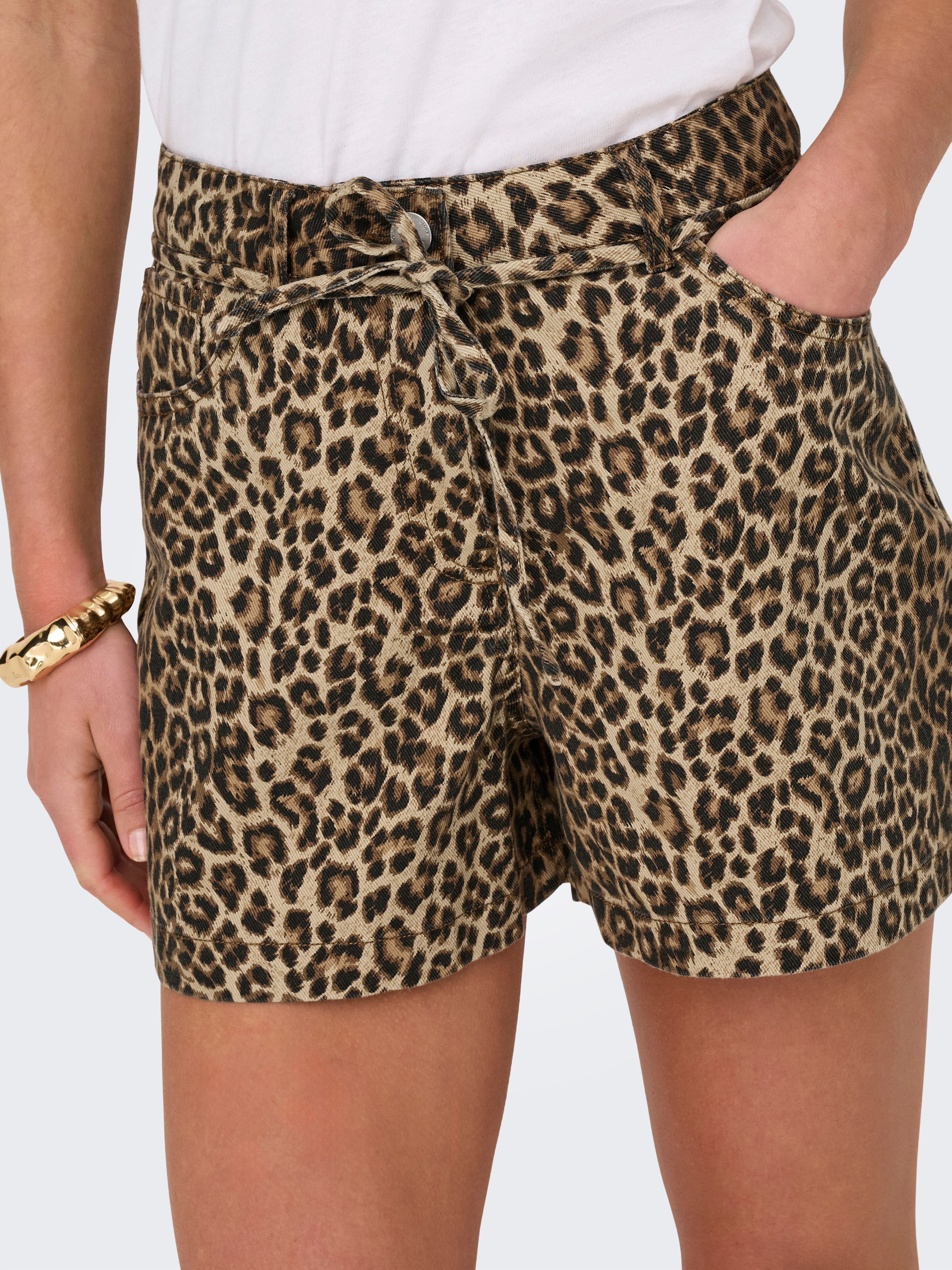 ONLY Shorts ONLNAOMI STRING AOP SHORTS OTW günstig online kaufen