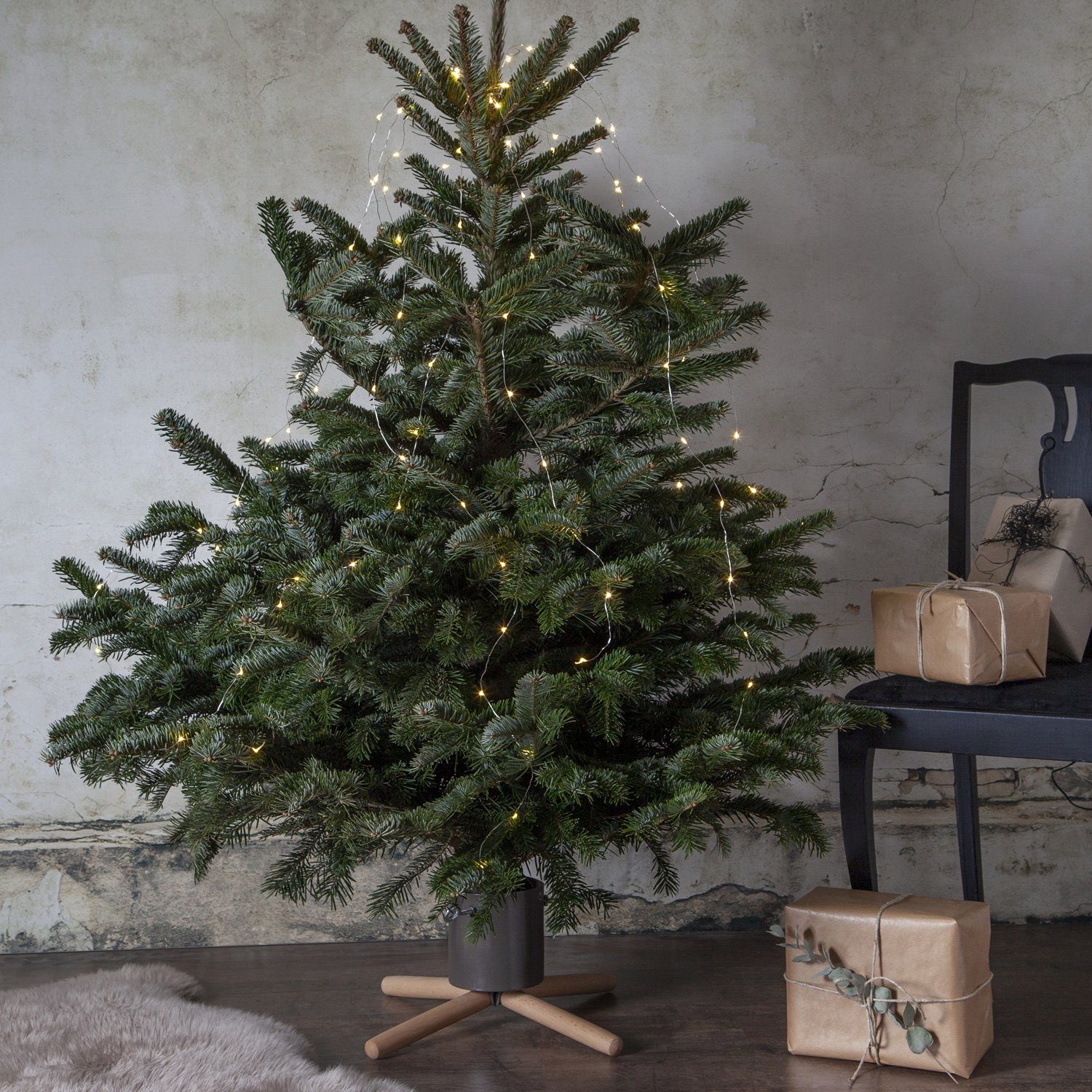 STAR TRADING Christbaumständer Christbaumständer Weihnachtsbaumständer Baumöhe bis 2,2m Wassertank 1l (1-tlg)