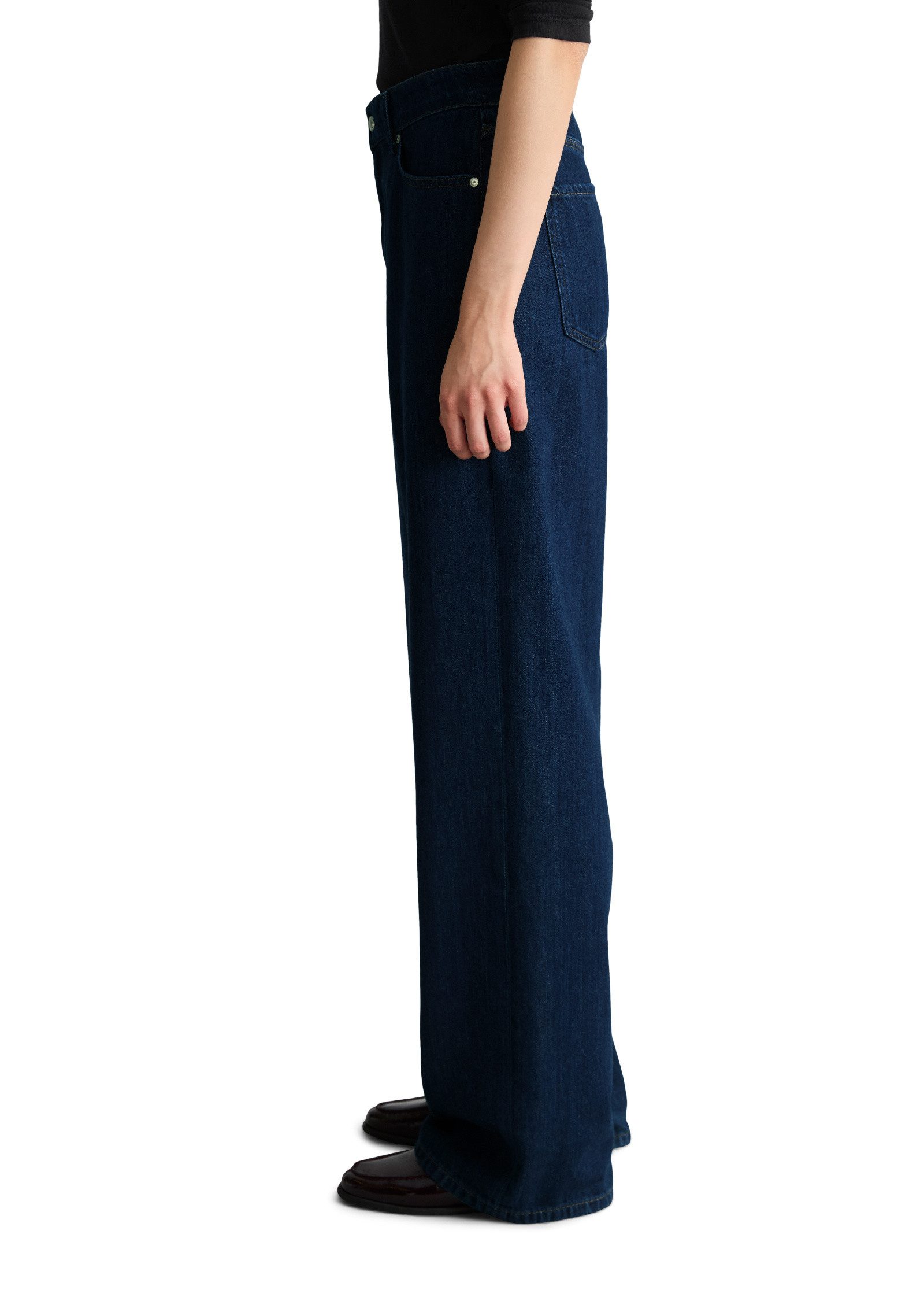 Marc O'Polo DENIM Weite Jeans made with Orange Fiber