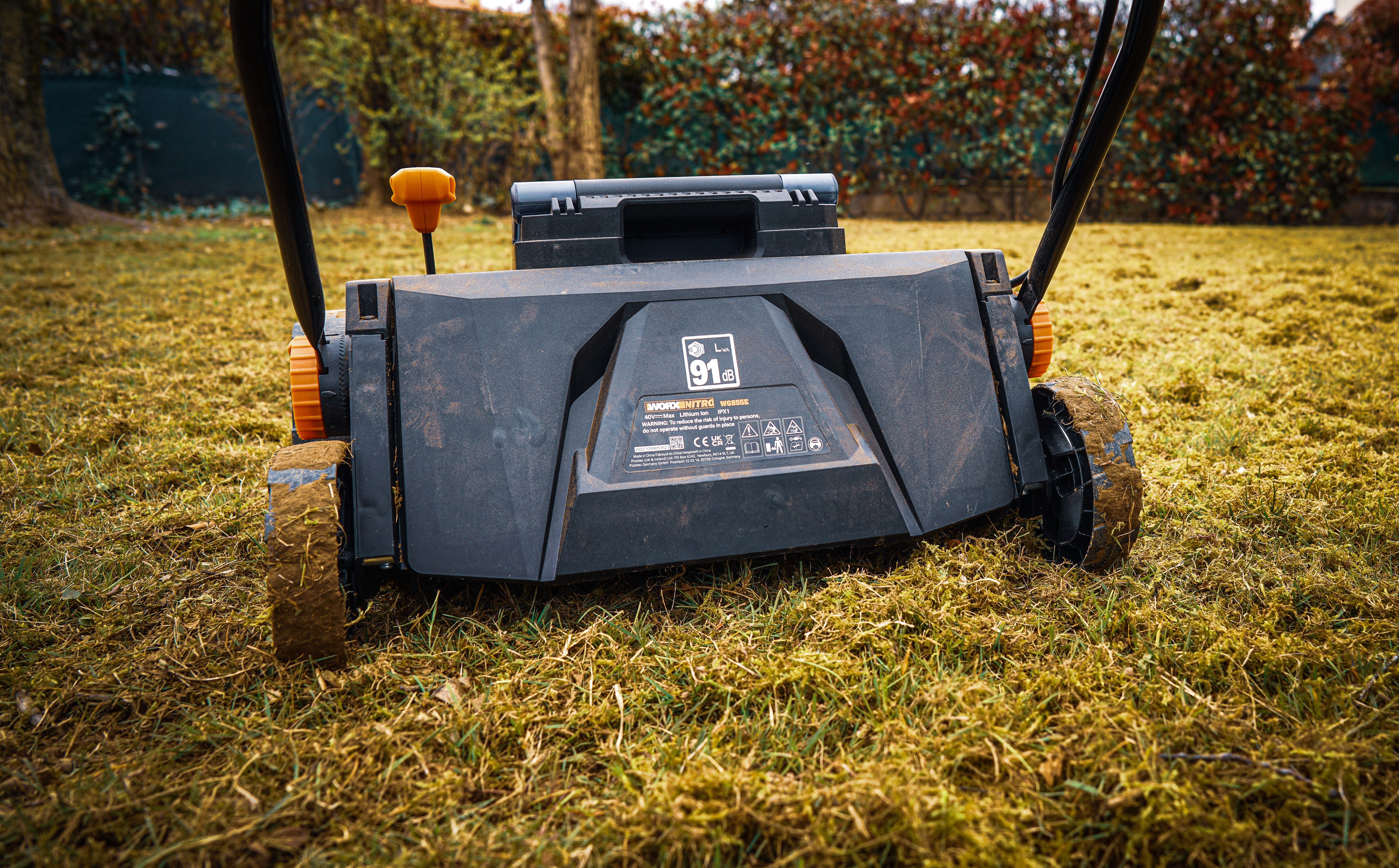 Worx Akku-Vertikutierer / Lüfter Nitro WG855E.9, 36 cm Arbeitsbreite, bis zu 400 m², 4 Stufen Höhenverstellung, ohne Akku und Ladegerät – Bild 5 von 5