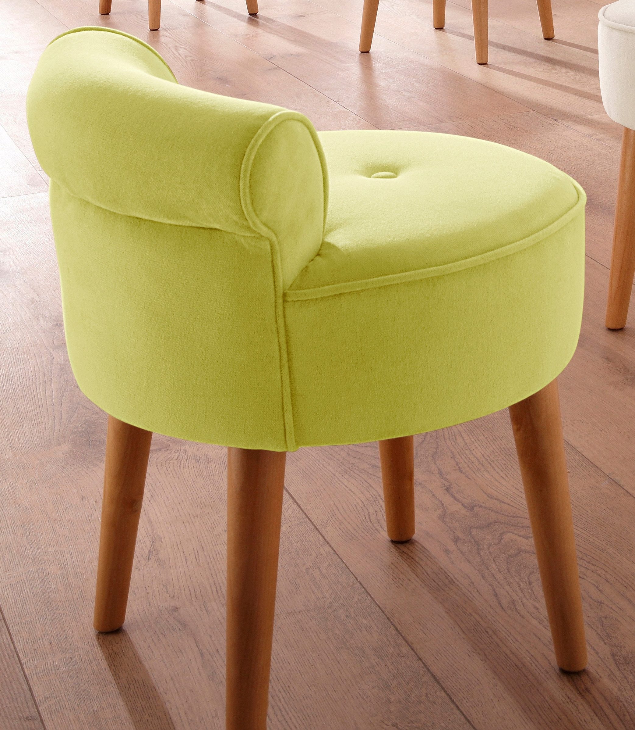 Hocker aus dem Hause HOME AFFAIRE - nur 89,99€ in der Farbe grün 
