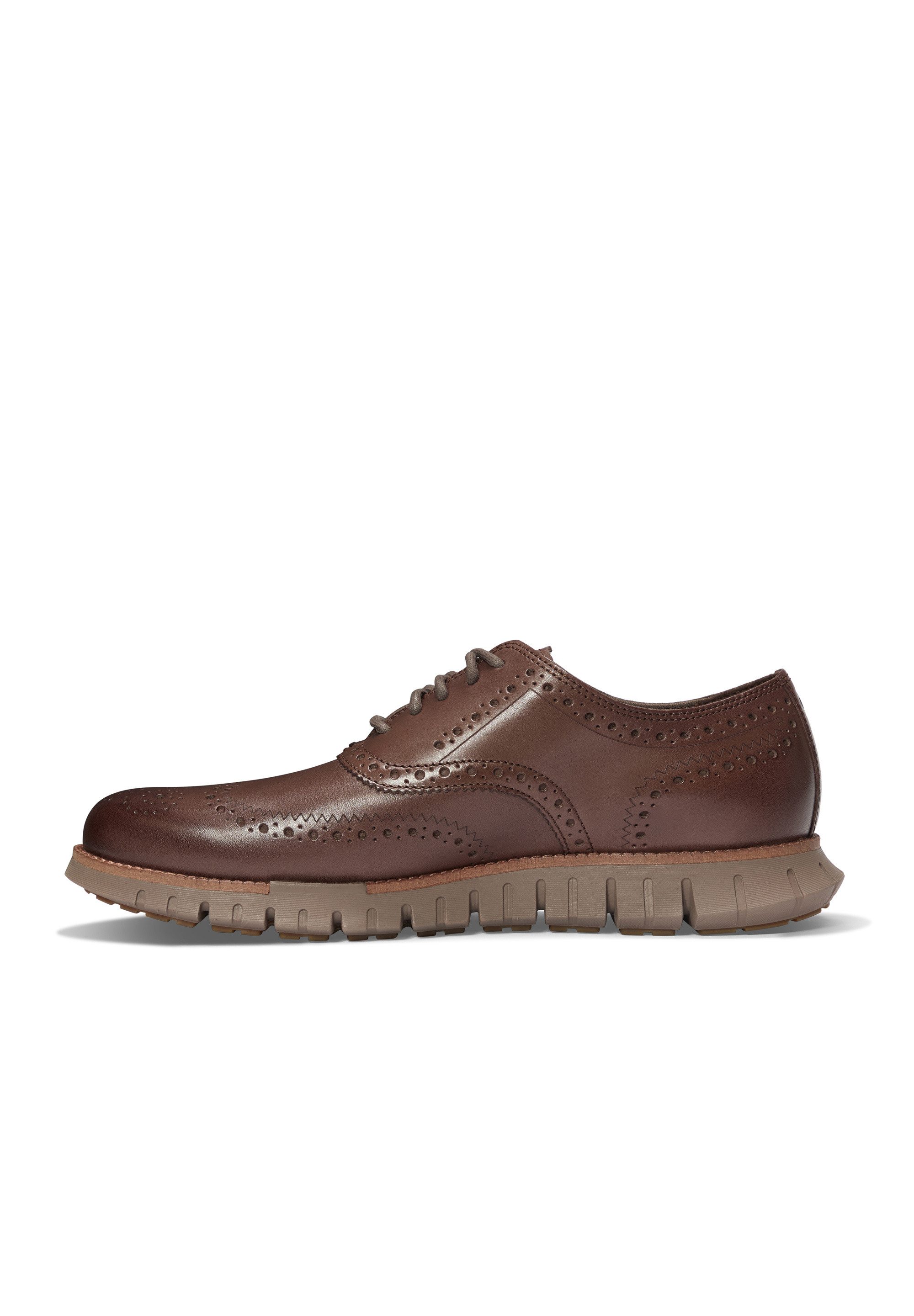 Cole Haan ZEROGRAND REMASTERED WINGTIP OXFORD Schnürschuh neue Leistenform, EVA-Sohle, starke Traktion