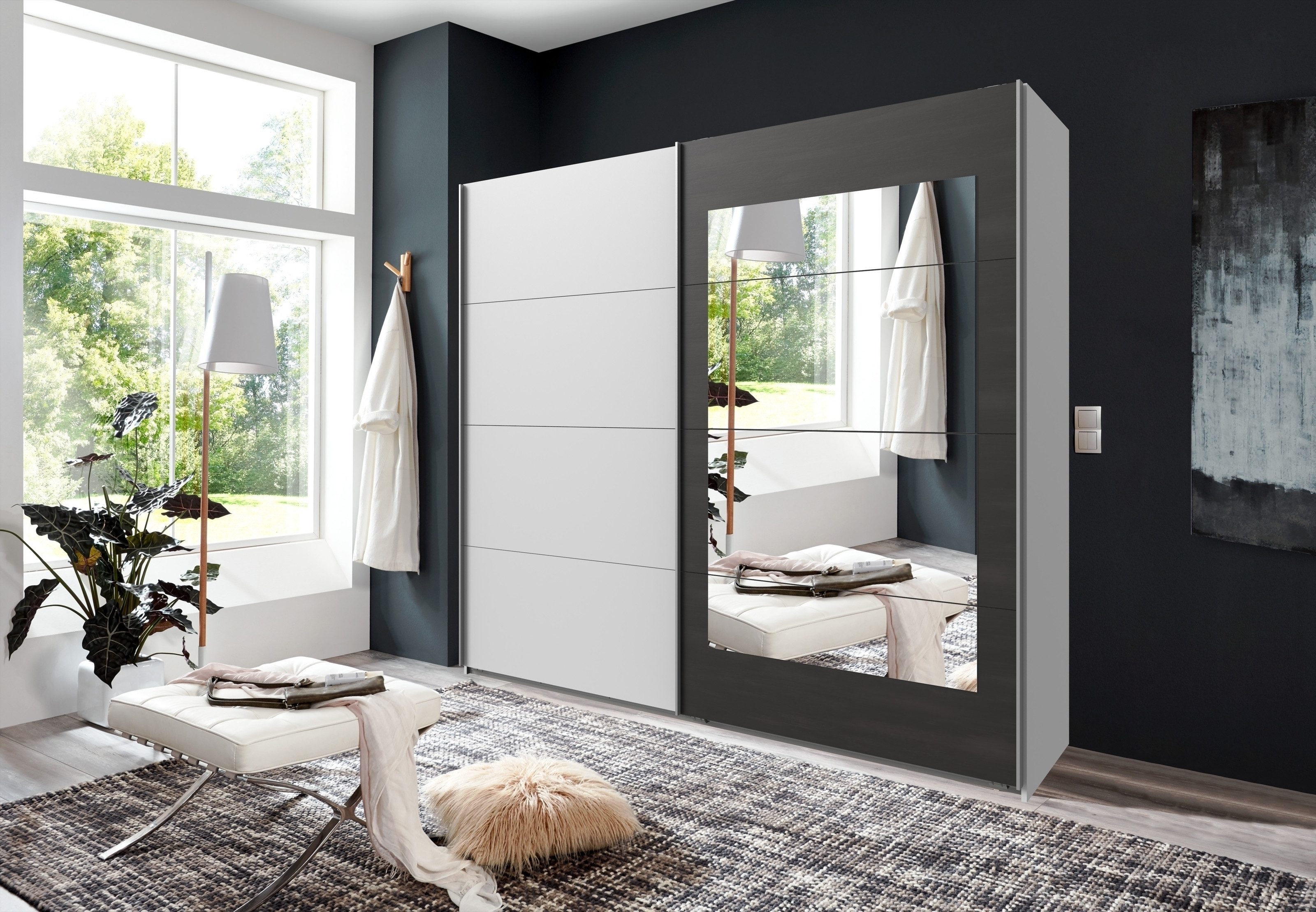 freiraum Schwebetürenschrank Minden in WEISS + RAW STEEL - 225x208x65cm (BxHxT)