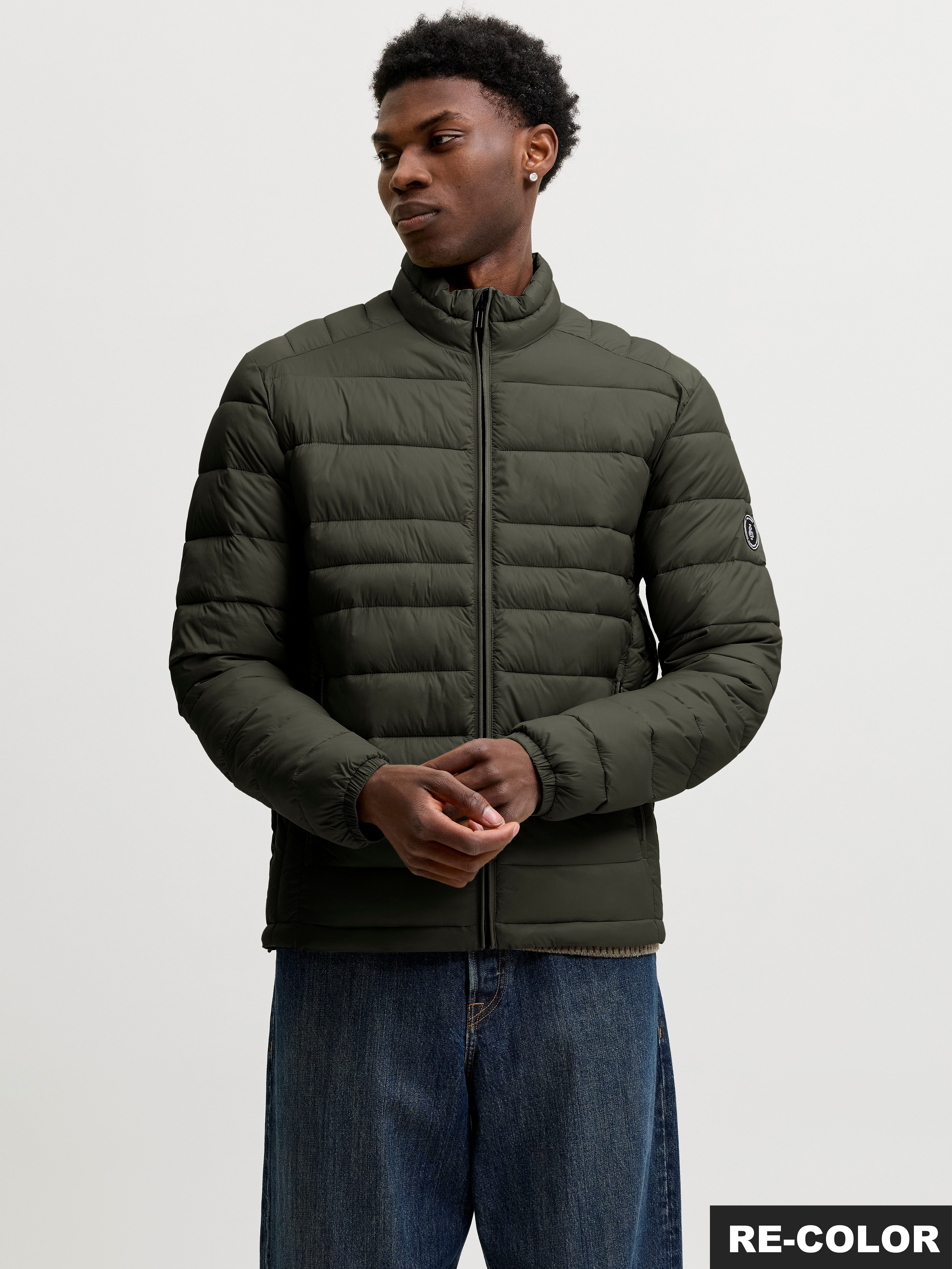 Jack & Jones Steppjacke JJEKINGSLEY LIGHT PUFFER COLLAR NOOS Kunstfaser, mit Stehkragen