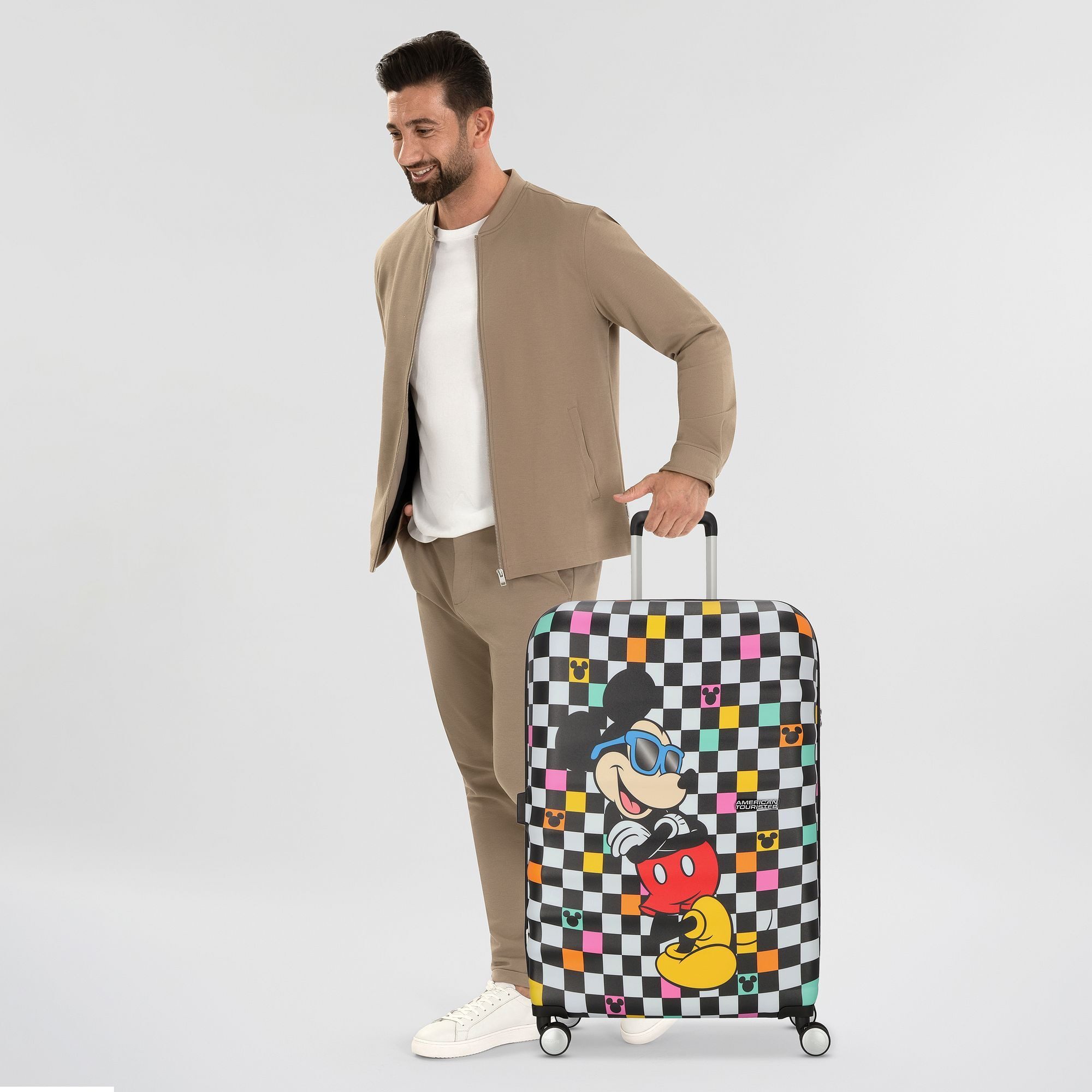 American Tourister® Hartschalen-Trolley Wavebreaker Disney, 4 Rollen, ABS