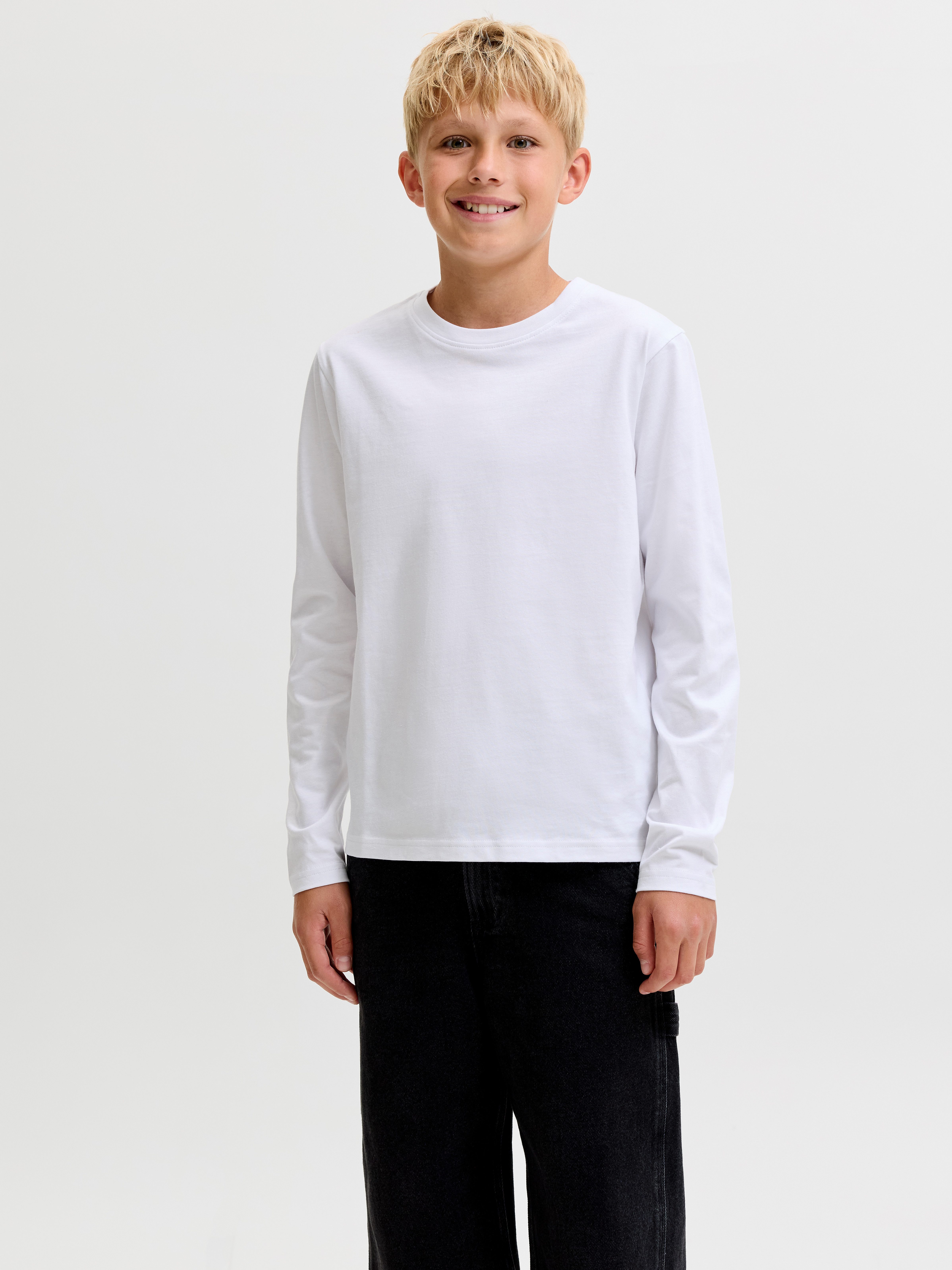 Jack & Jones Junior T-Shirt JJEORGANIC RLX TEE LS O-NECK NOOS JNR aus Baumwolle und Single Jersey, lockere Passform