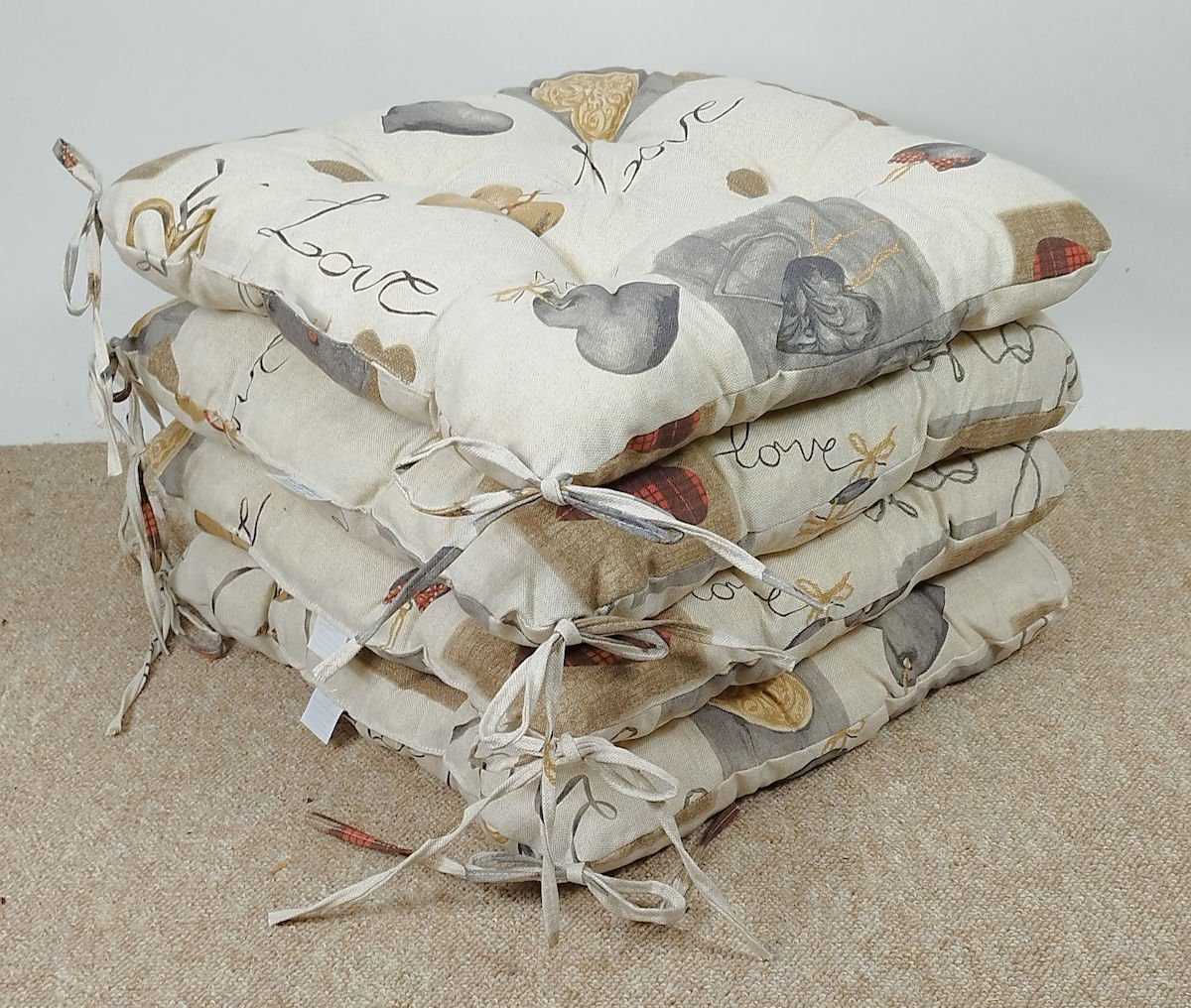 Rattani Sitzkissen Set 4 x Stuhlkissen Sitzkissen Klara 42 x 42 cm Love günstig online kaufen