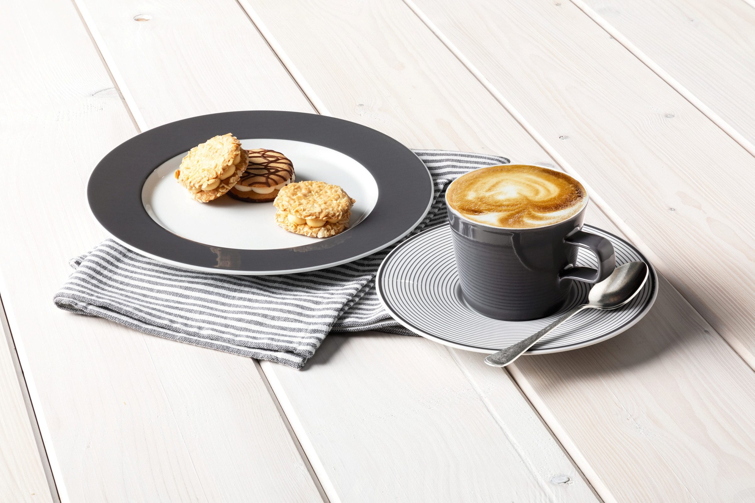 Seltmann Weiden Kaffeeservice Geschirr-Set, Service No Limits Moments (18-tlg), 6 Personen, Porzellan, Tassen, Teller, Untertassen, Made in Germany, 18 Teile, für 6 Personen