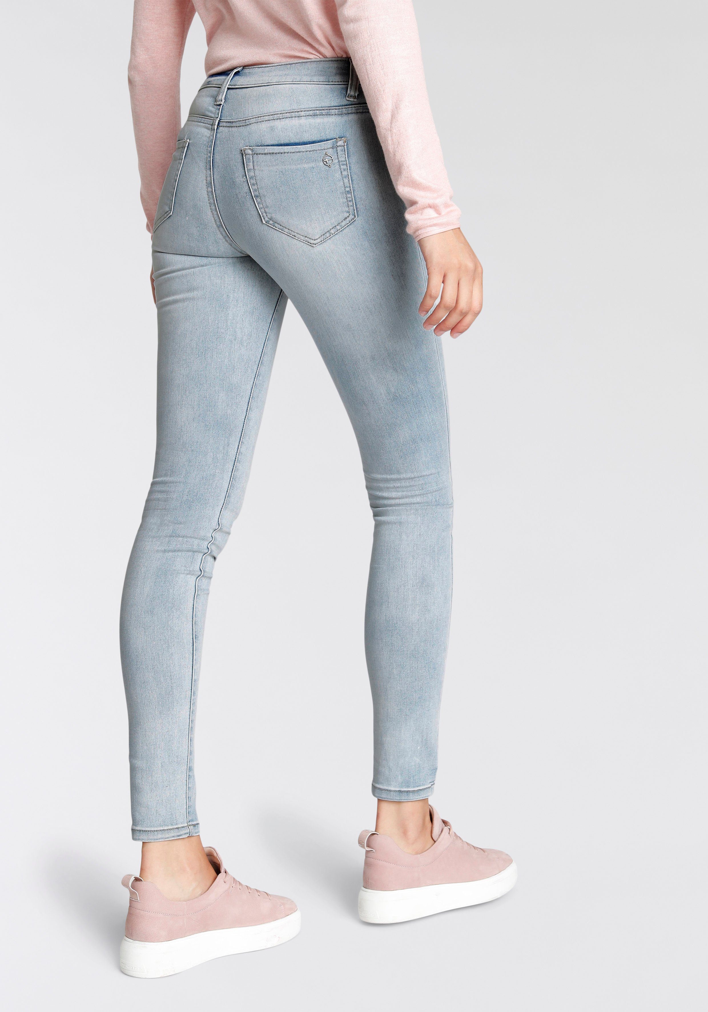 Tamaris Skinny-fit-Jeans schmale Beinform, normale Leibhöhe, 5-Pocket-Form, günstig online kaufen