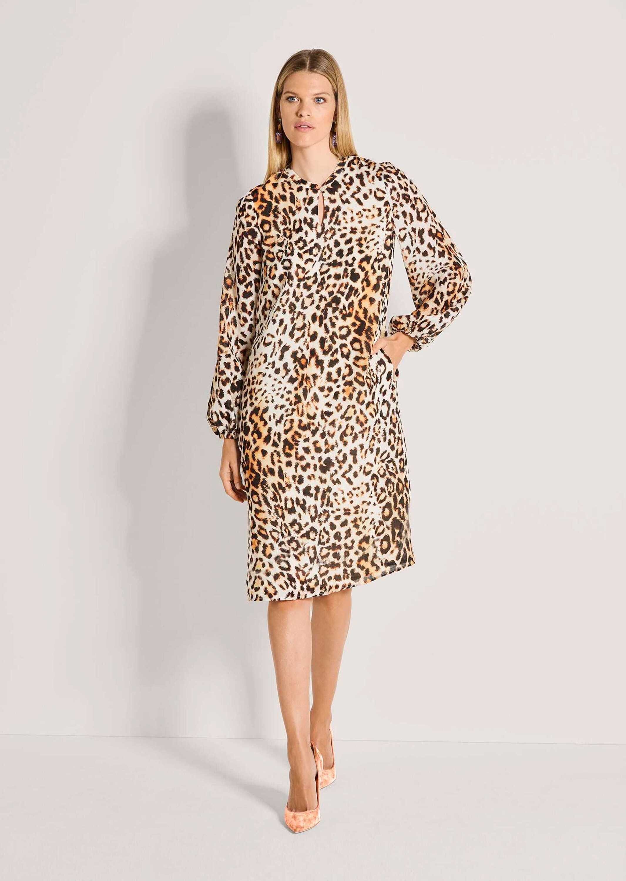 MADELEINE Midikleid Druckkleid mit Animal-Print Sommerkleid mit Rundhals mit Schlitz, Taschen, Knielänge und Langarm