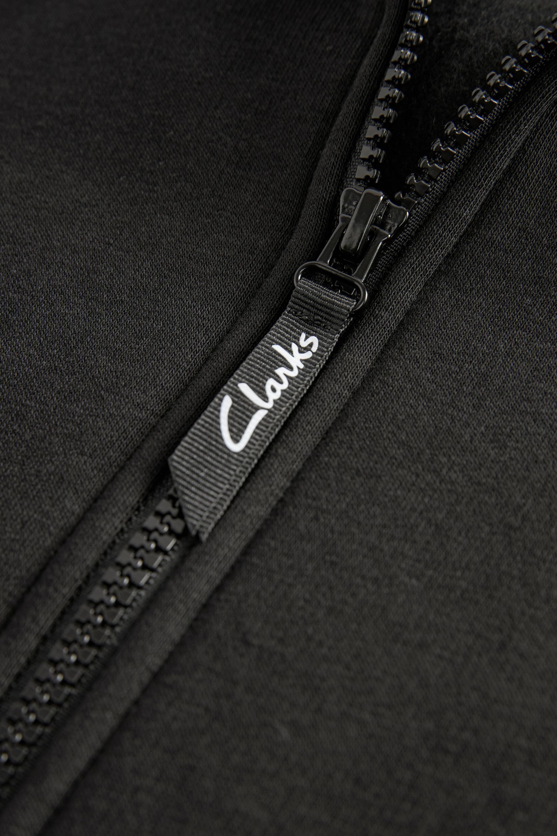 Clarks Kapuzensweatjacke Clarks Kapuzenjacke mit Reißverschluss (1-tlg)