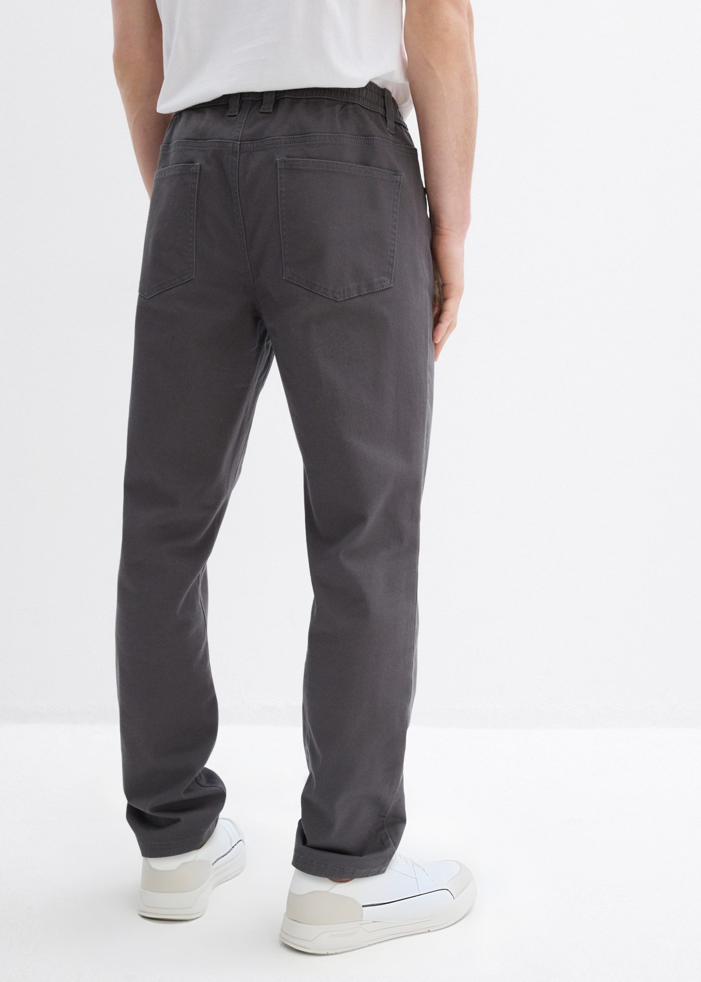 bonprix Schlupfhose in Stretch-Qualität, mit elastischem Bund, Regular Fit, im Casual-Stil – Bild 2 von 5