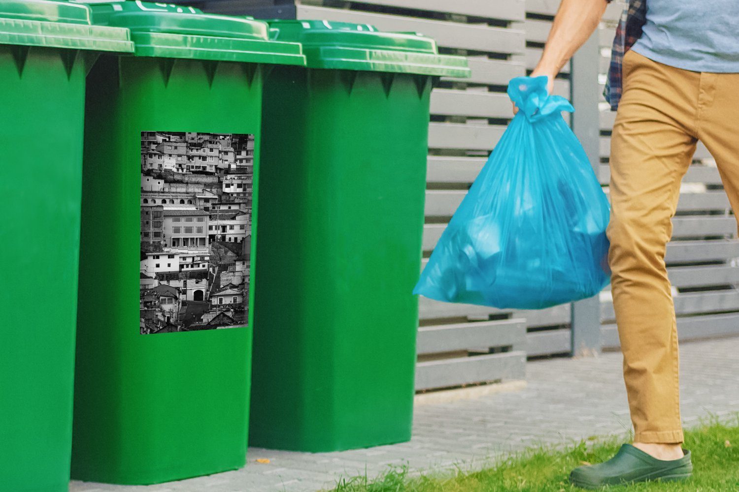 Schwarz Abfalbehälter Mülltonne, Sticker, Container, Haus (1 Wandsticker - MuchoWow Mülleimer-aufkleber, Ecuador Weiß St), - -