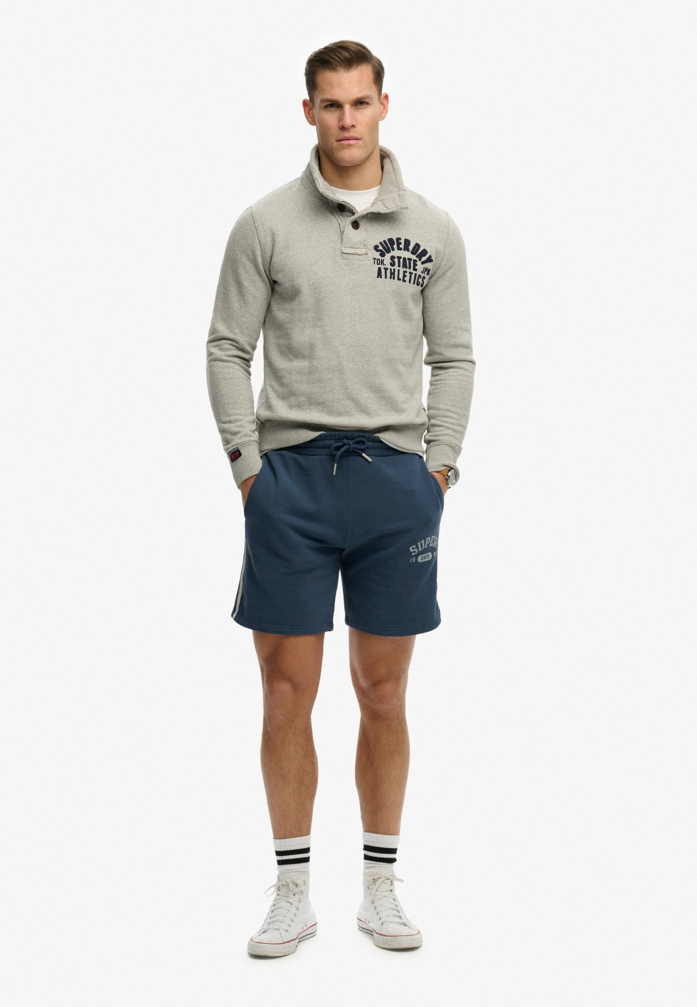 Superdry Sweatshorts ATH ESS SHORT