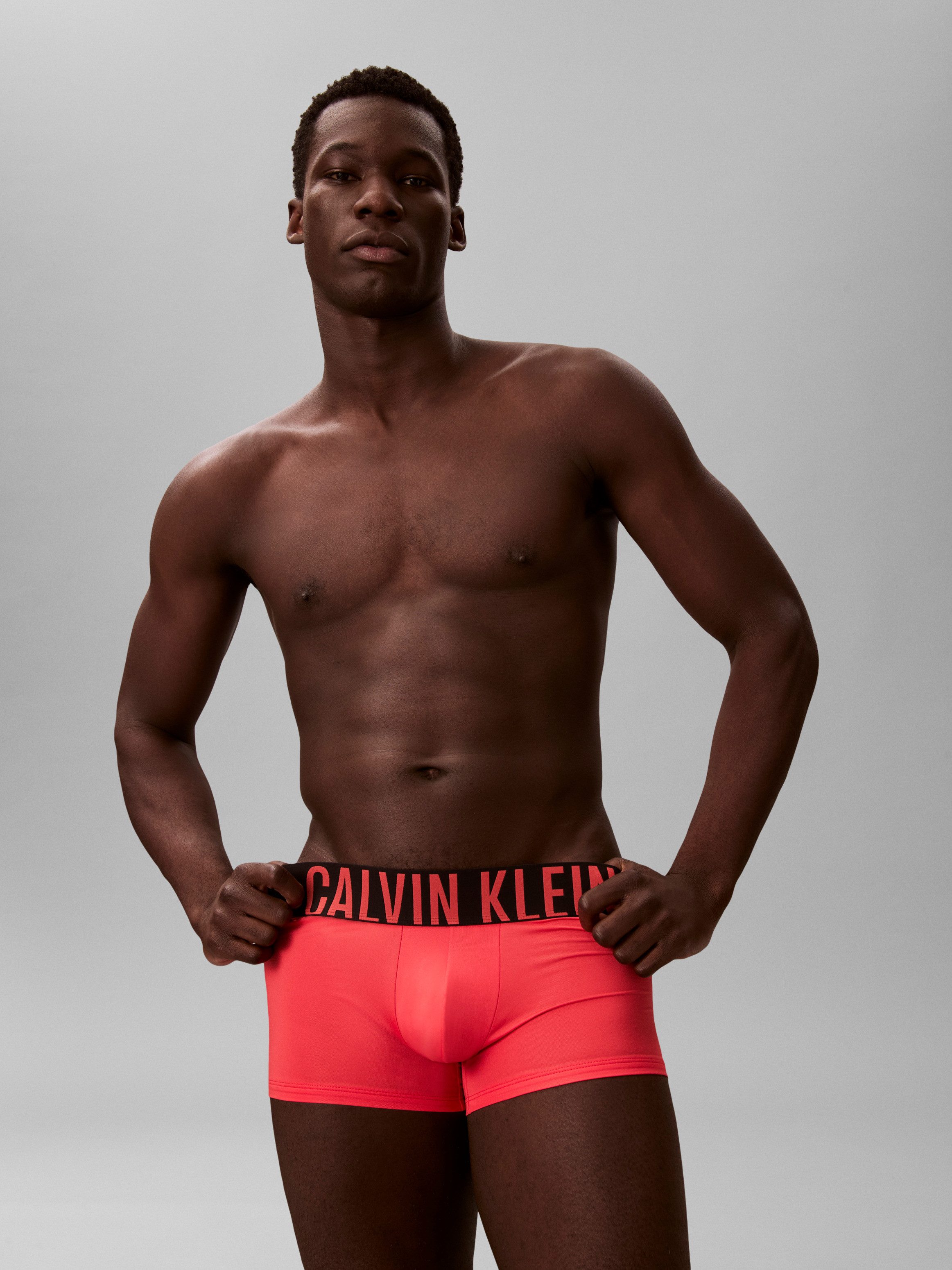 Calvin Klein Underwear Trunk LOW RISE TRUNK 3PK (Packung, 3-St., 3er-Pack) mit Logobund