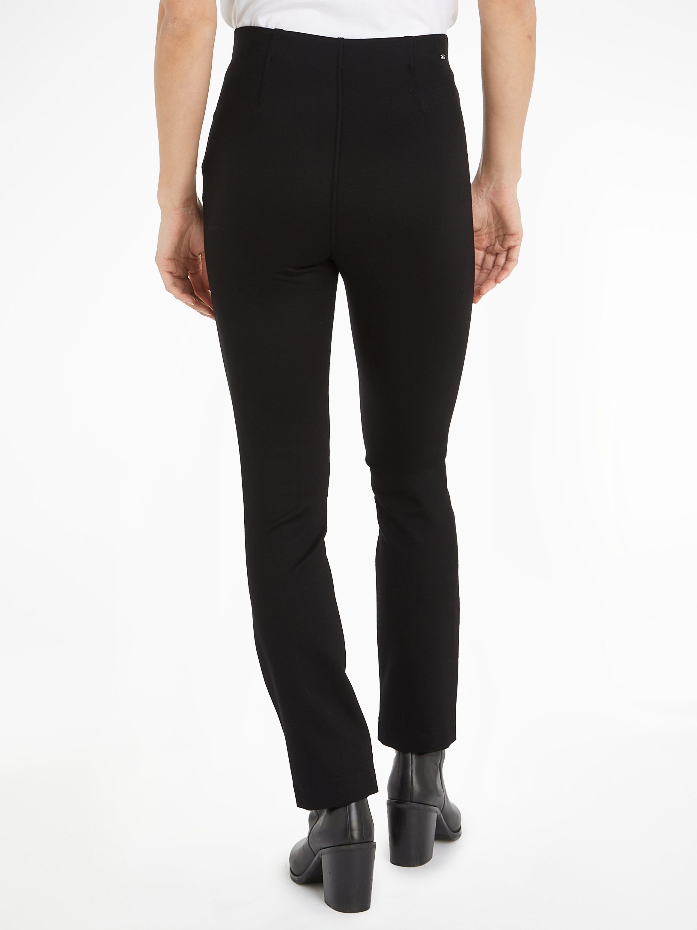 Tommy Hilfiger Strickhose SLIM ELEVATED KNITTED PANT mit Metall-Markenlabel günstig online kaufen