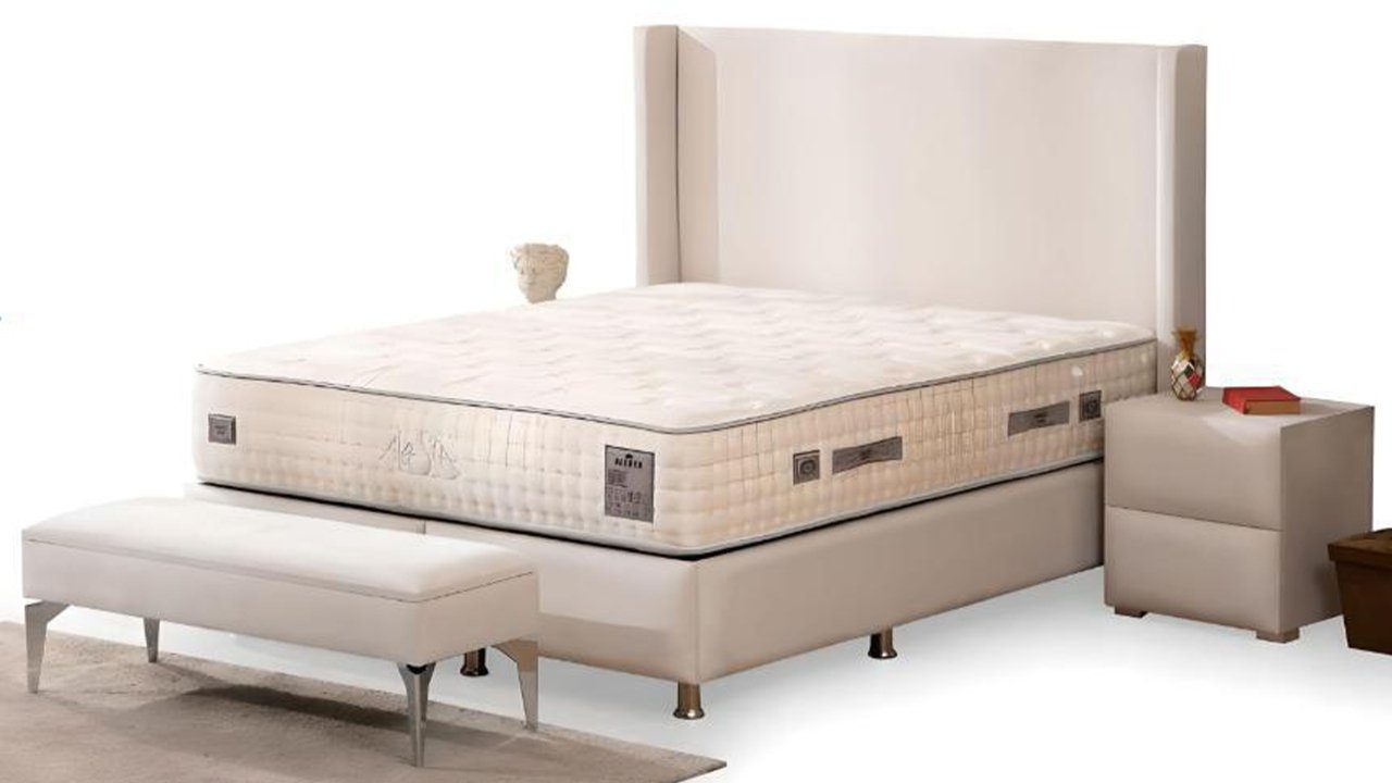 JVmoebel Schlafzimmer-Set Schlafzimmer Set Modern Luxus Bett 2x Nachttische mit Hocker Beige, Made In Europe