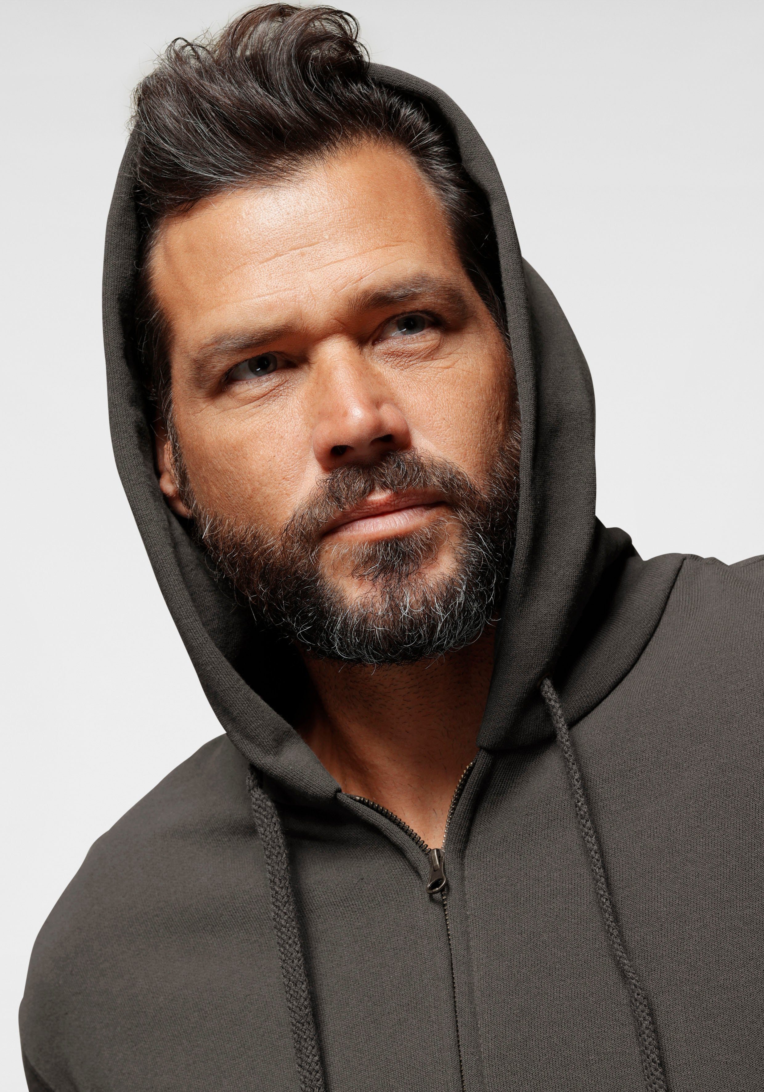 Fruit of the Loom Kapuzensweatjacke mit Kängurutasche