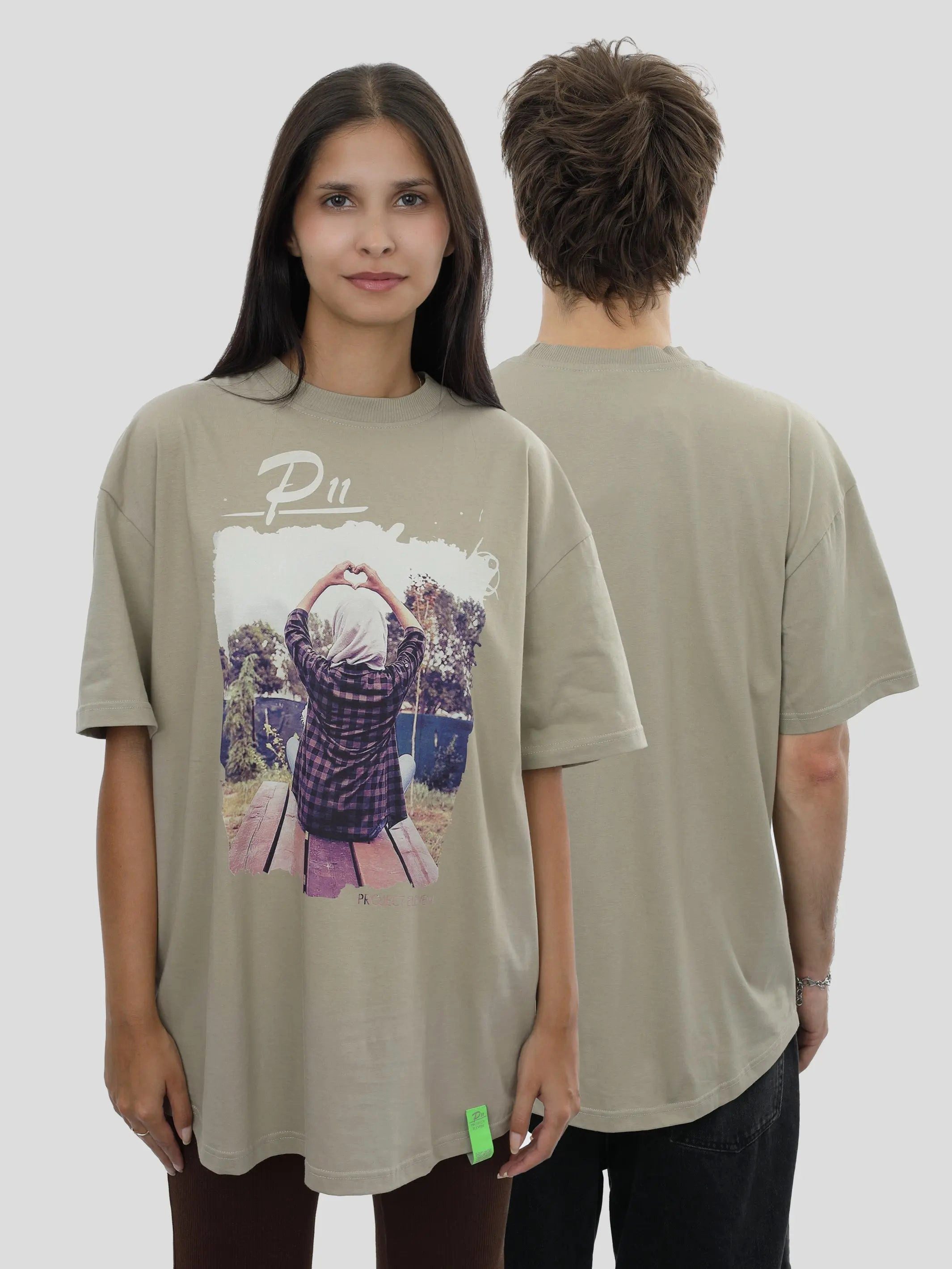 project eleven T-Shirt T-Shirt Oversize Unisex Herz Print in Olive