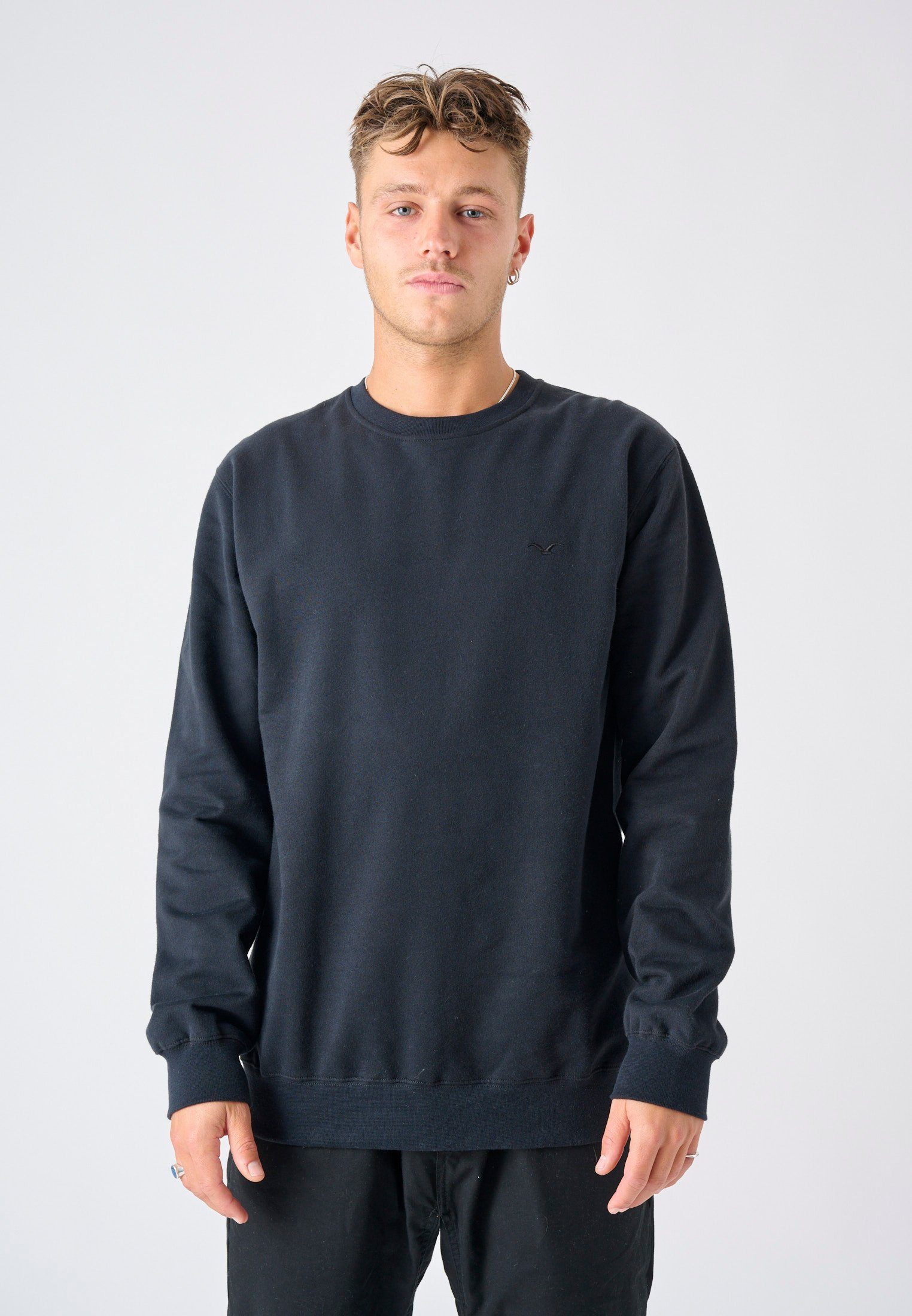Cleptomanicx Sweatshirt Ligull mit kleiner Möwen-Stickerei schwarz