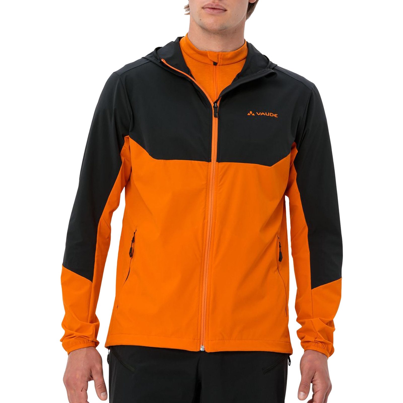 VAUDE Softshelljacke Moab Jacket IV mit Markenlogo auf der linken Brust