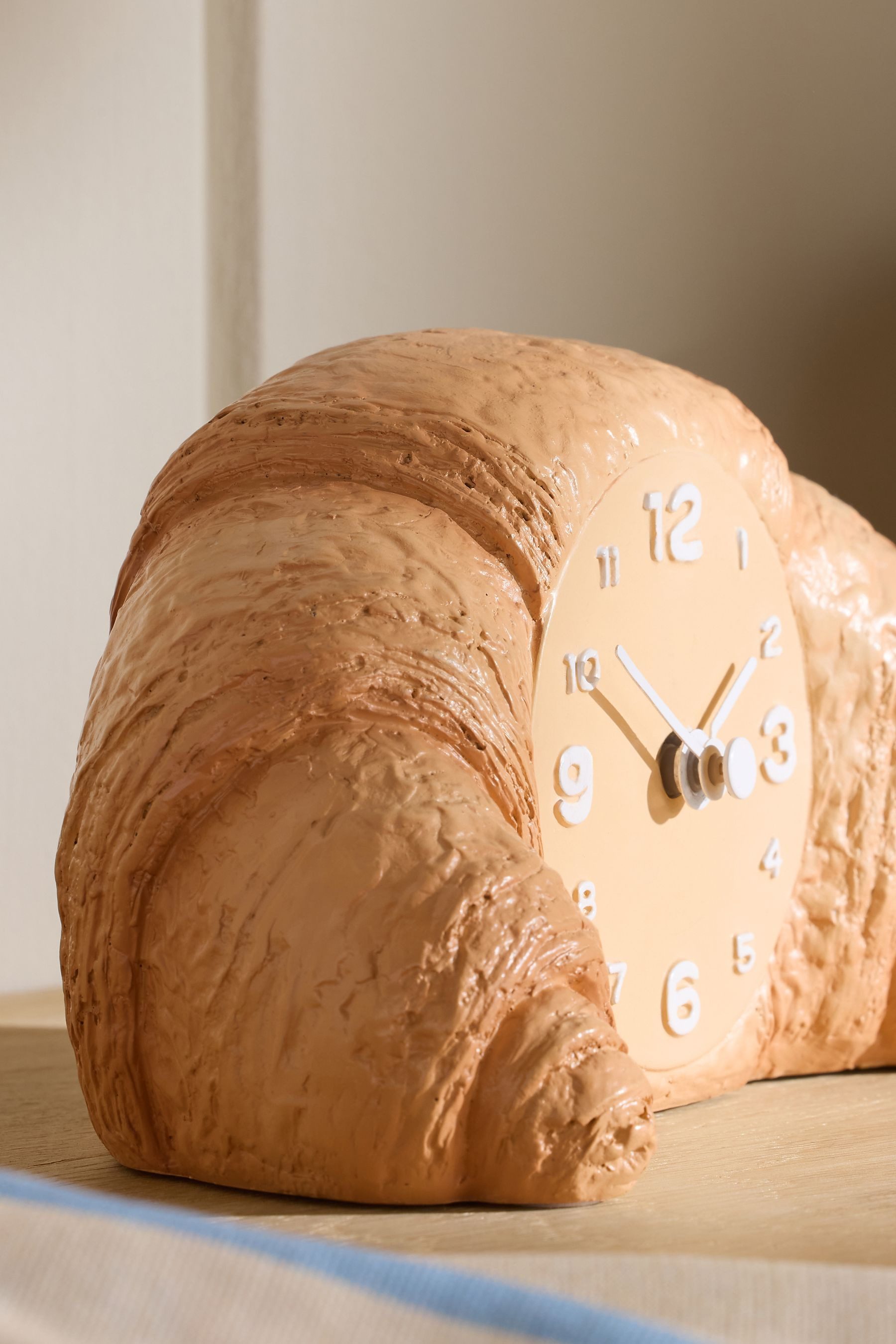 Next Tischuhr Kaminuhr, Croissant