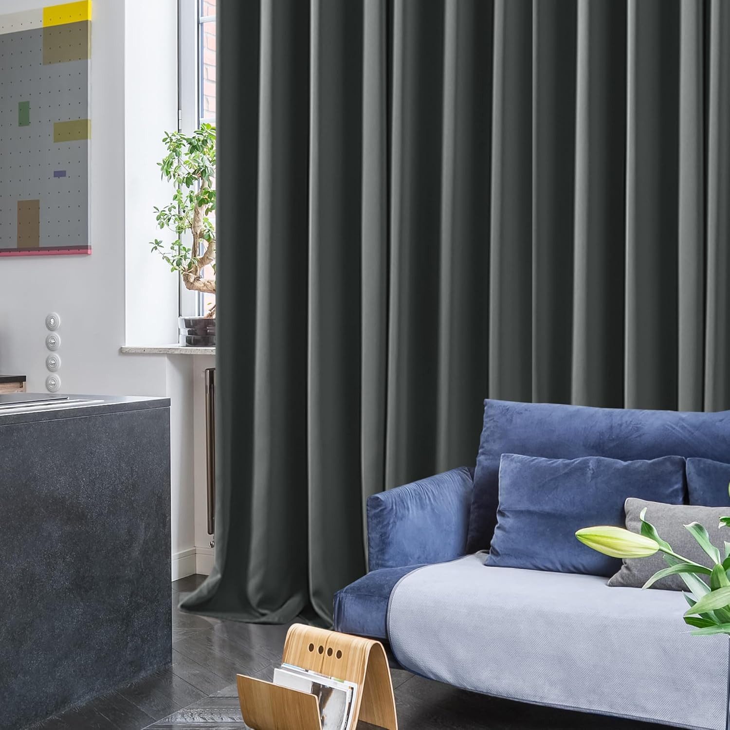 Deconovo Verdunkelungsvorhang Gardinen mit Ösen Blickdichte Vorhang Kälteschutz Schlafzimmer 2er Set, Blackout Curtain einfarbig Thermo Vorhang Verdunkelung Wär – Bild 4 von 5