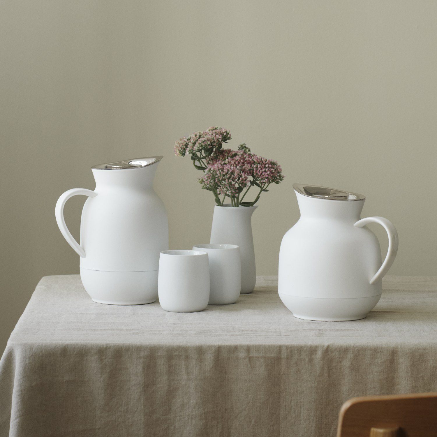 Stelton Isolierkanne Amphora Tee Weiß 1 Liter, (Einzeln)