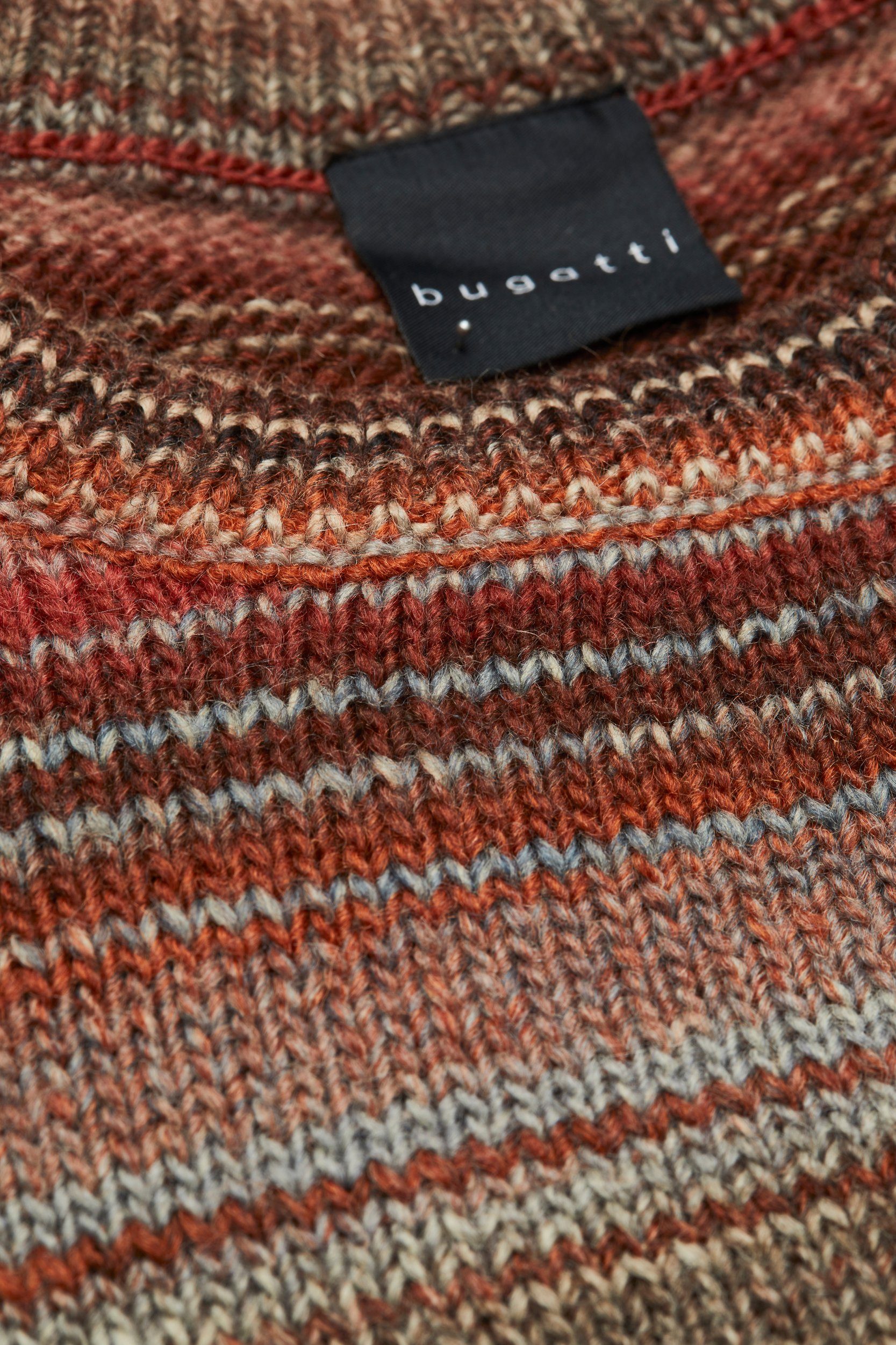 bugatti Rundhalspullover mit Multicolor-Farbverlauf