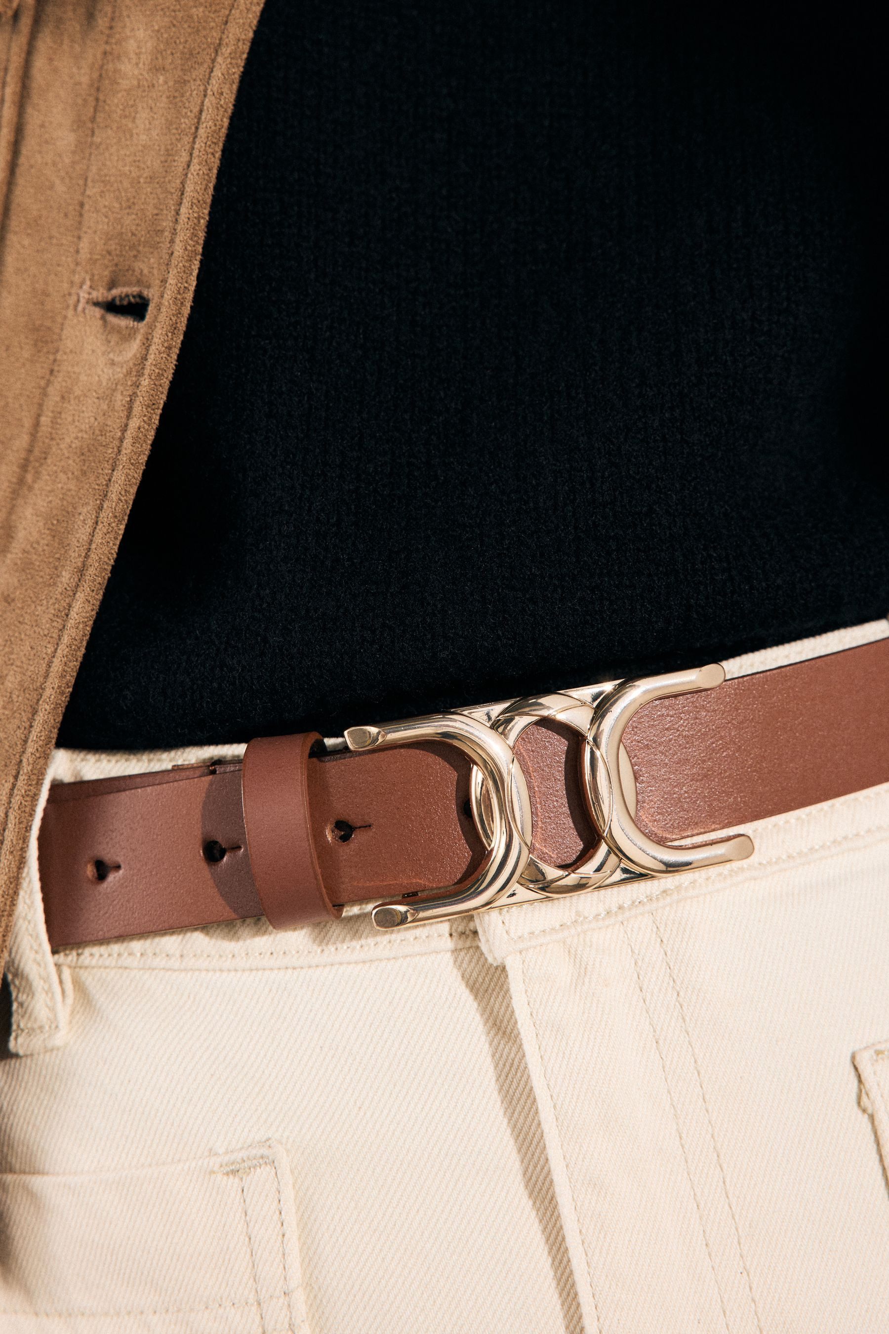 Next Ledergürtel Regular Fit Gürtel aus Veloursleder mit Schnalle (1-St)