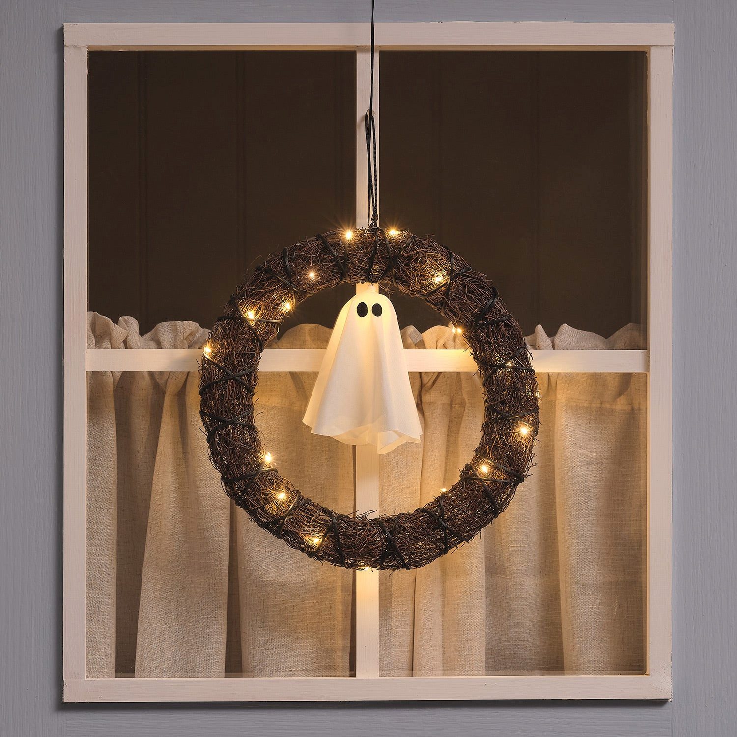 Lights4fun LED-Girlande 30 cm LED-Halloween-Türkranz mit Geist für den Außenbereich